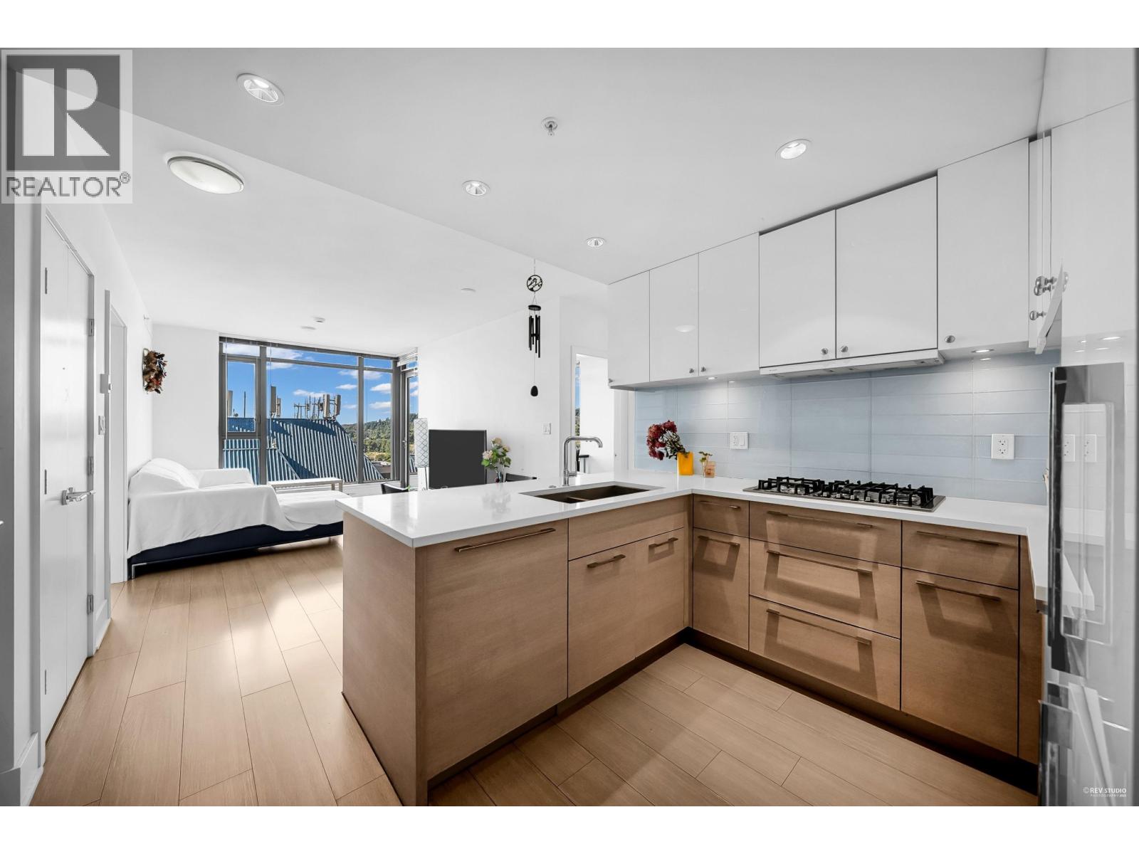 1801 1188 Pinetree Way, Coquitlam, British Columbia  V3B 0K9 - Photo 2 - R3097845