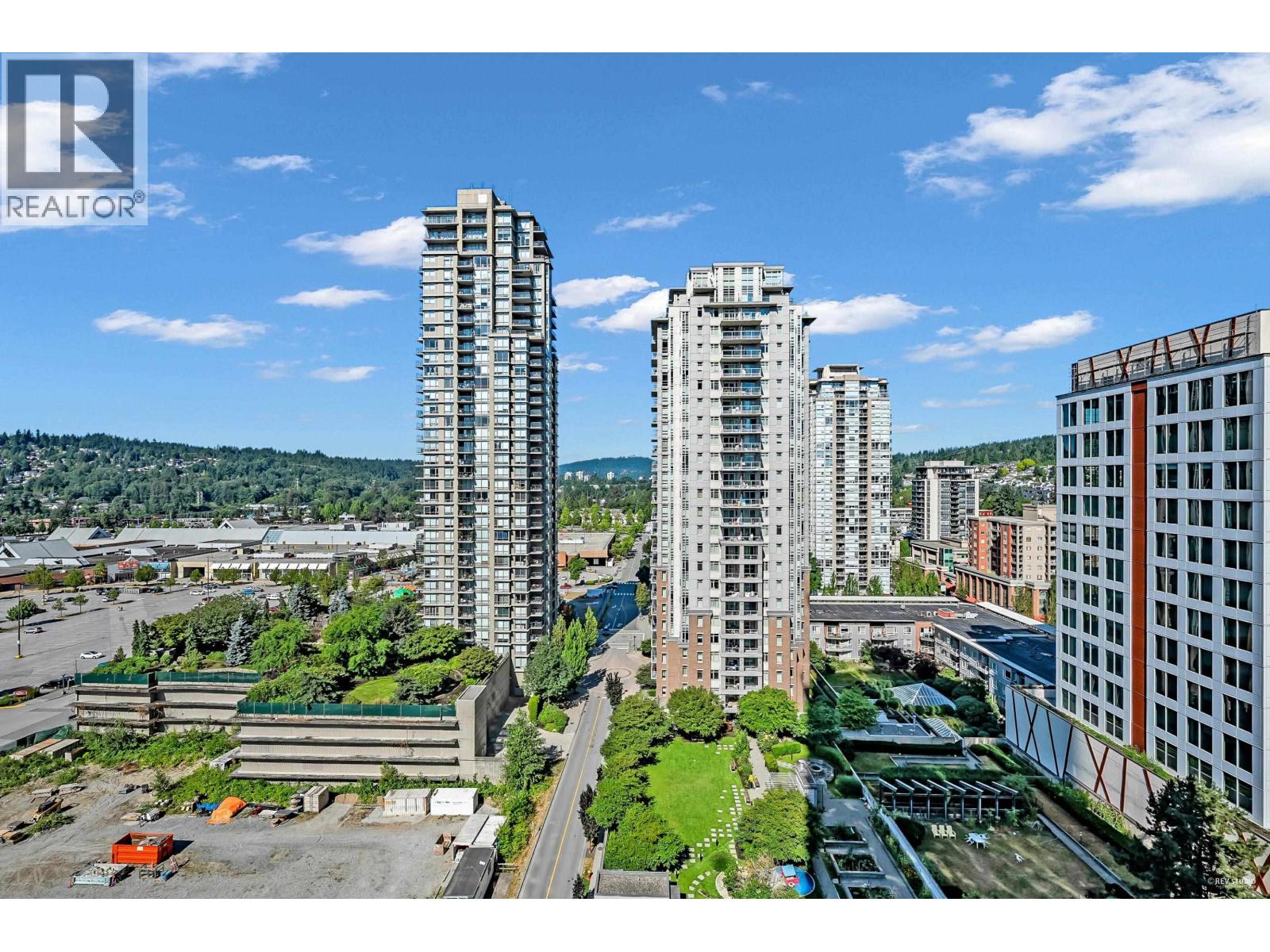 1801 1188 Pinetree Way, Coquitlam, British Columbia  V3B 0K9 - Photo 1 - R3097845