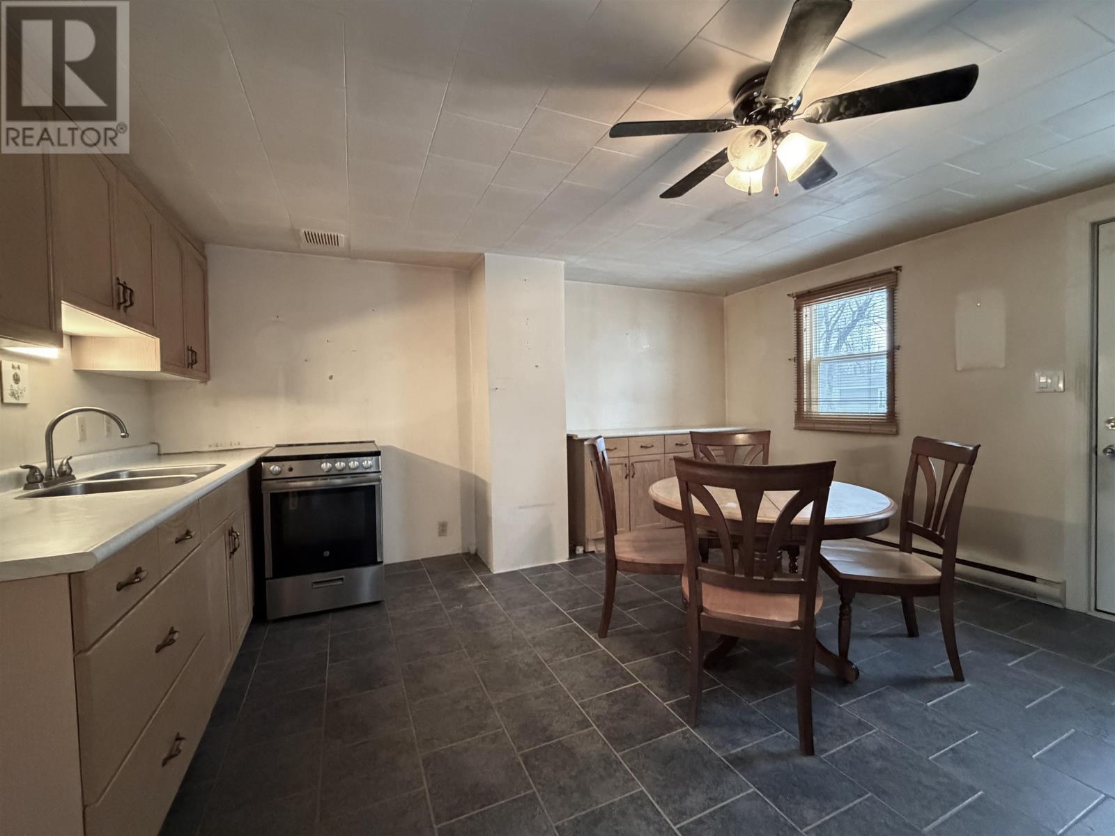 1133 River Rd W, Fort Frances, Ontario  P9A 2V3 - Photo 5 - TB2600380