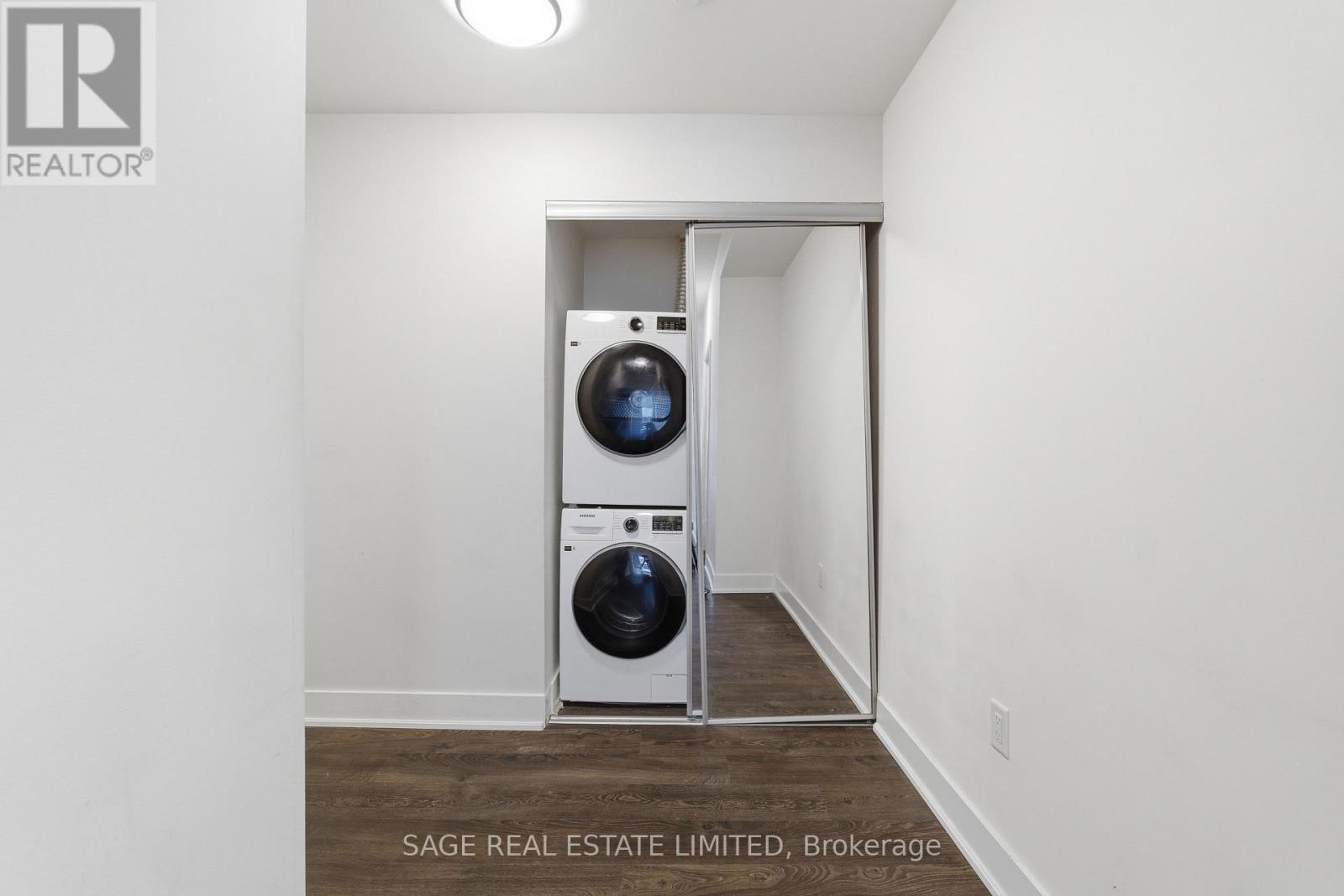 805 - 30 Roehampton Avenue, Toronto, Ontario  M4P 0B9 - Photo 17 - C12651022