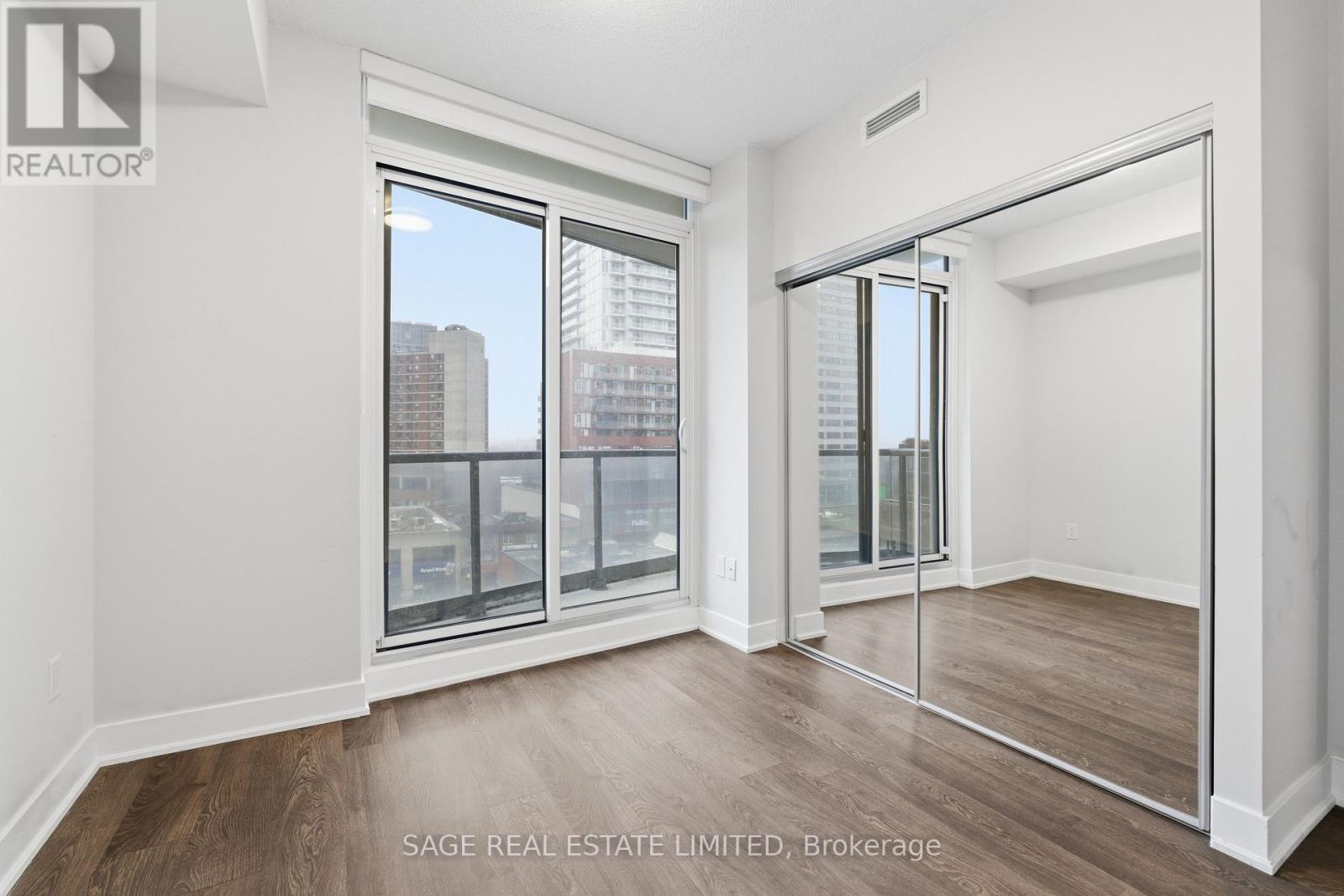 805 - 30 Roehampton Avenue, Toronto, Ontario  M4P 0B9 - Photo 7 - C12651022