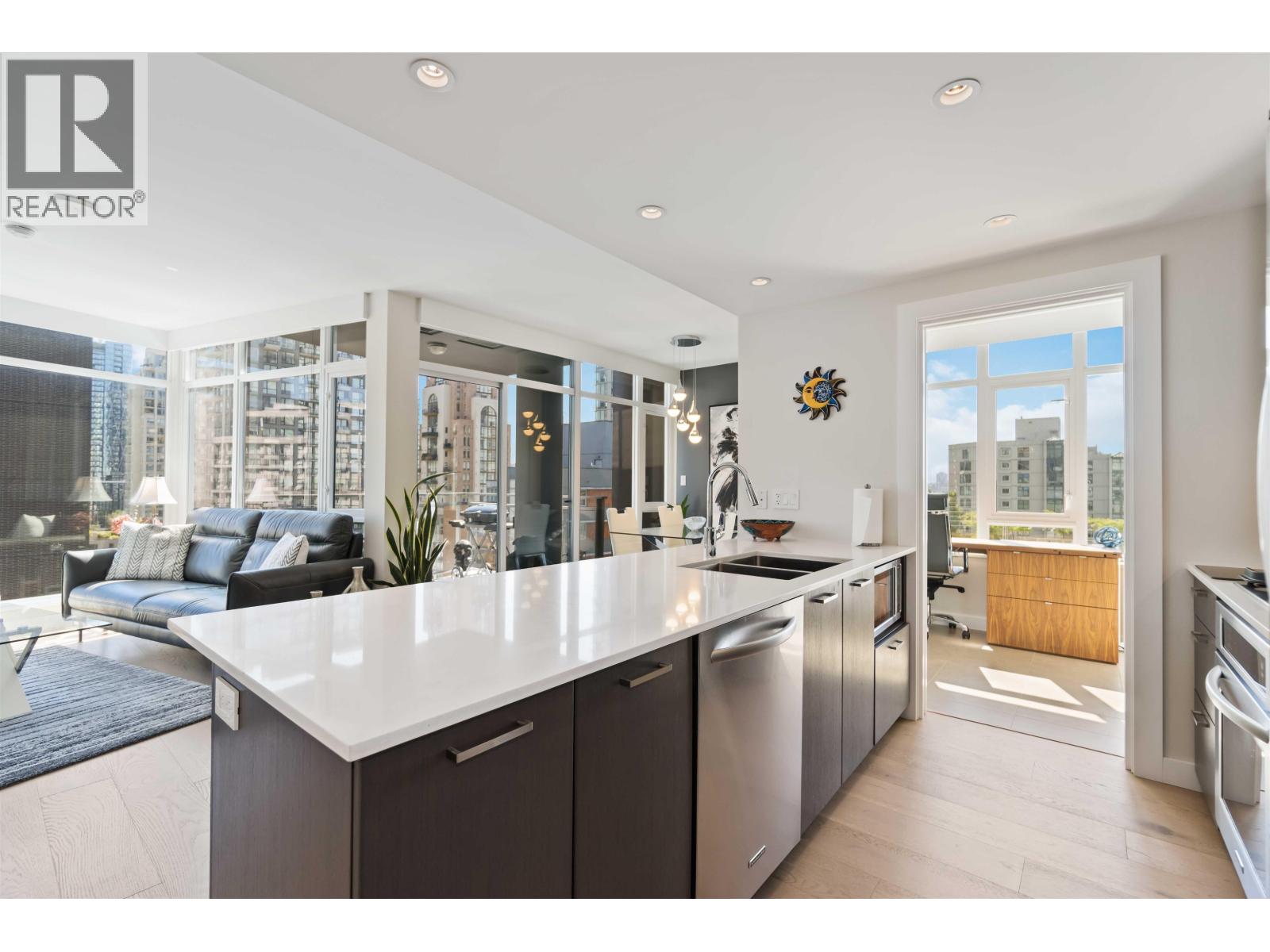 1205 1372 Seymour Street, Vancouver, British Columbia  V6B 0L1 - Photo 16 - R3097947