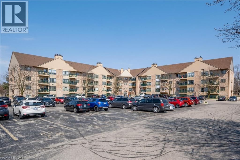 15 HOFSTETTER Avenue Unit# 205, Kitchener, Ontario