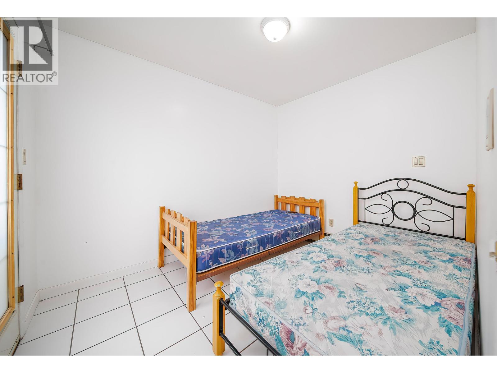 5611 Holt Avenue, Richmond, British Columbia  V7C 5C8 - Photo 34 - R3095832