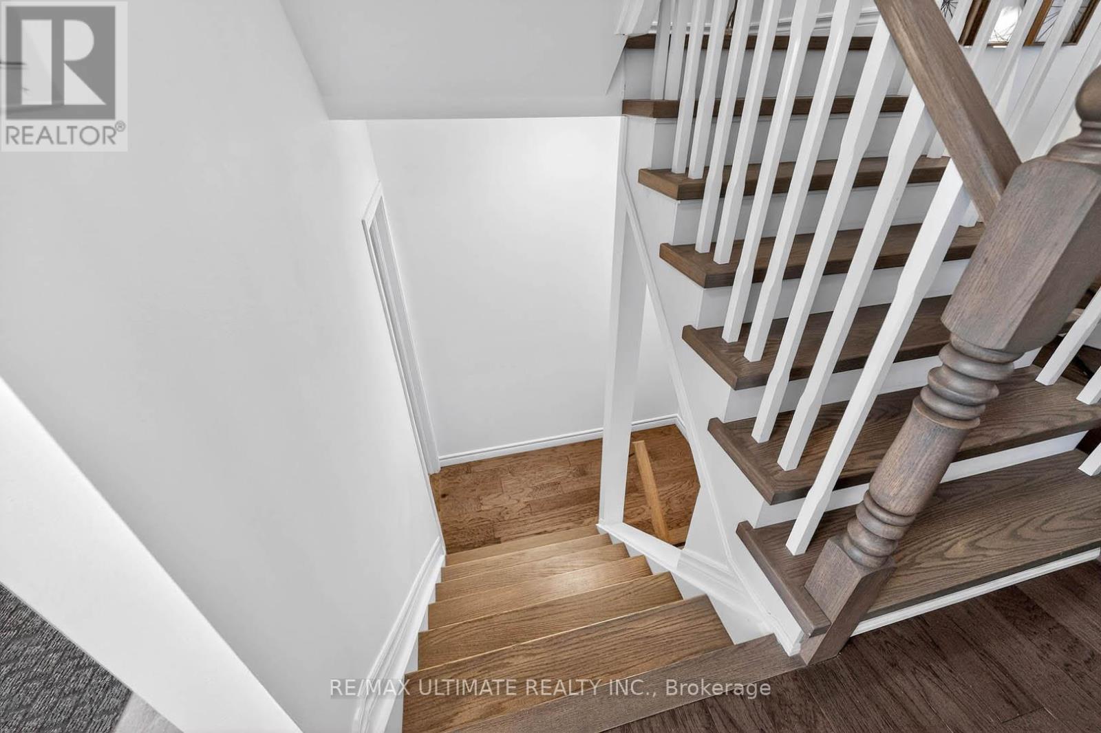 2441 Baintree Crescent, Oakville, Ontario  L6M 4W9 - Photo 31 - W12864446