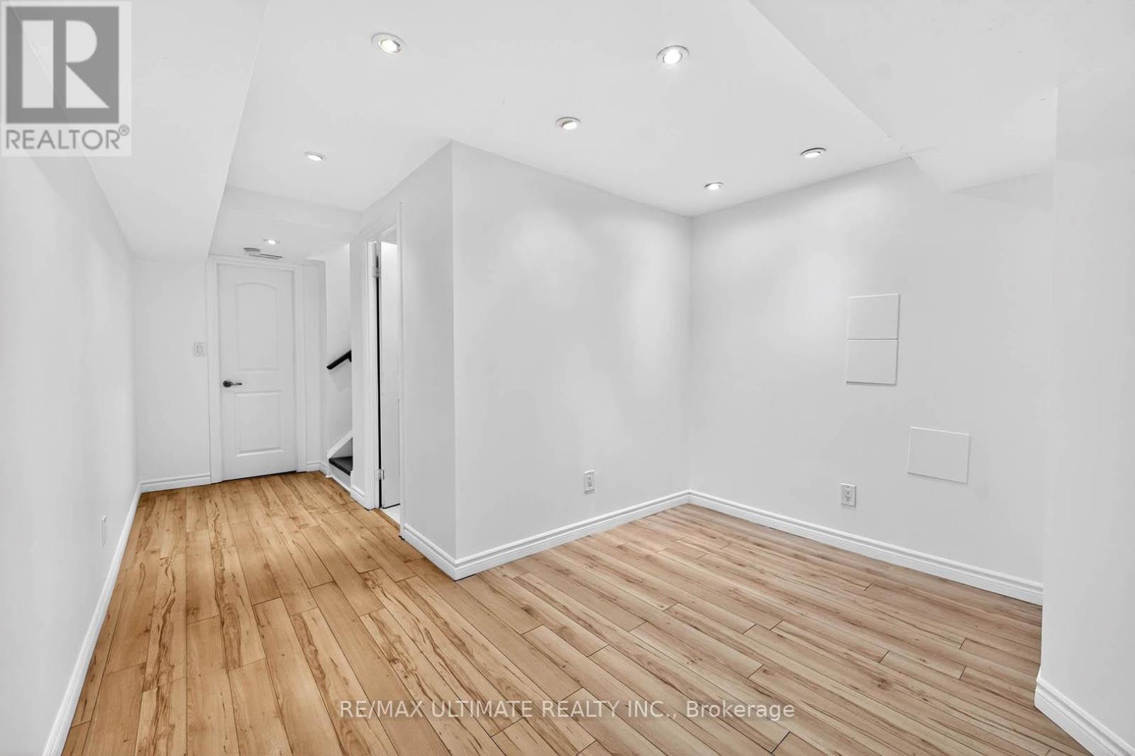 2441 Baintree Crescent, Oakville, Ontario  L6M 4W9 - Photo 33 - W12864446