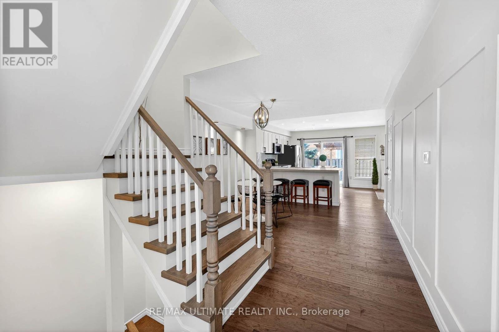 2441 Baintree Crescent, Oakville, Ontario  L6M 4W9 - Photo 5 - W12864446