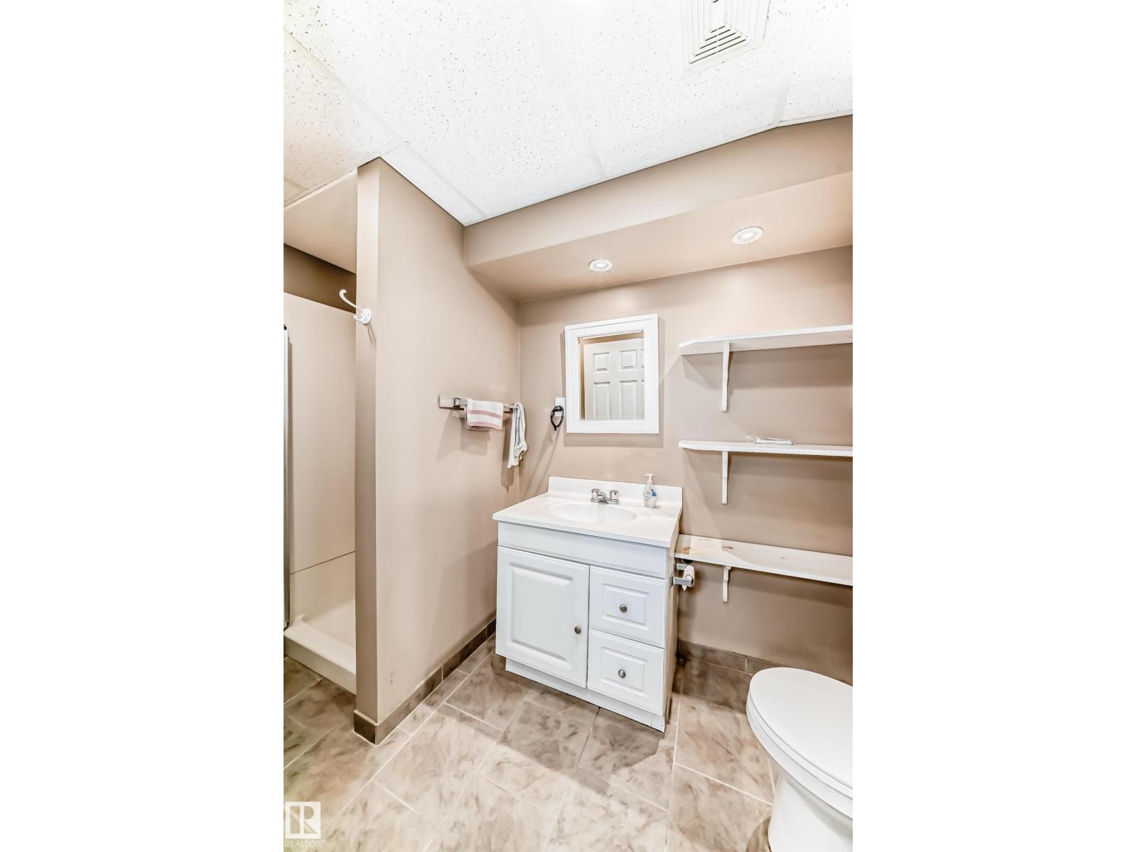 10328 156 St Nw, Edmonton, Alberta  T5P 2R3 - Photo 31 - E4476665