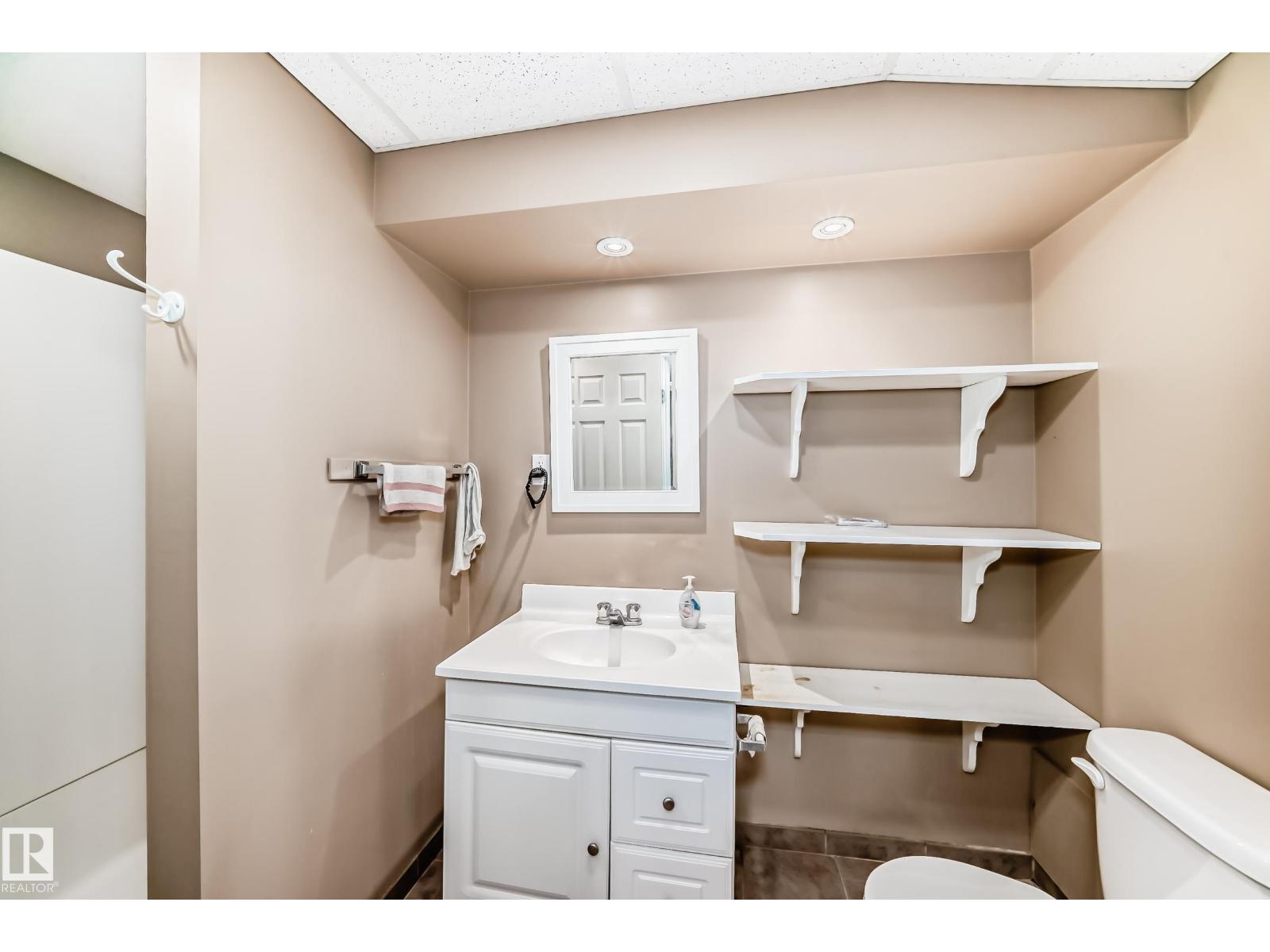 10328 156 St Nw, Edmonton, Alberta  T5P 2R3 - Photo 30 - E4476665