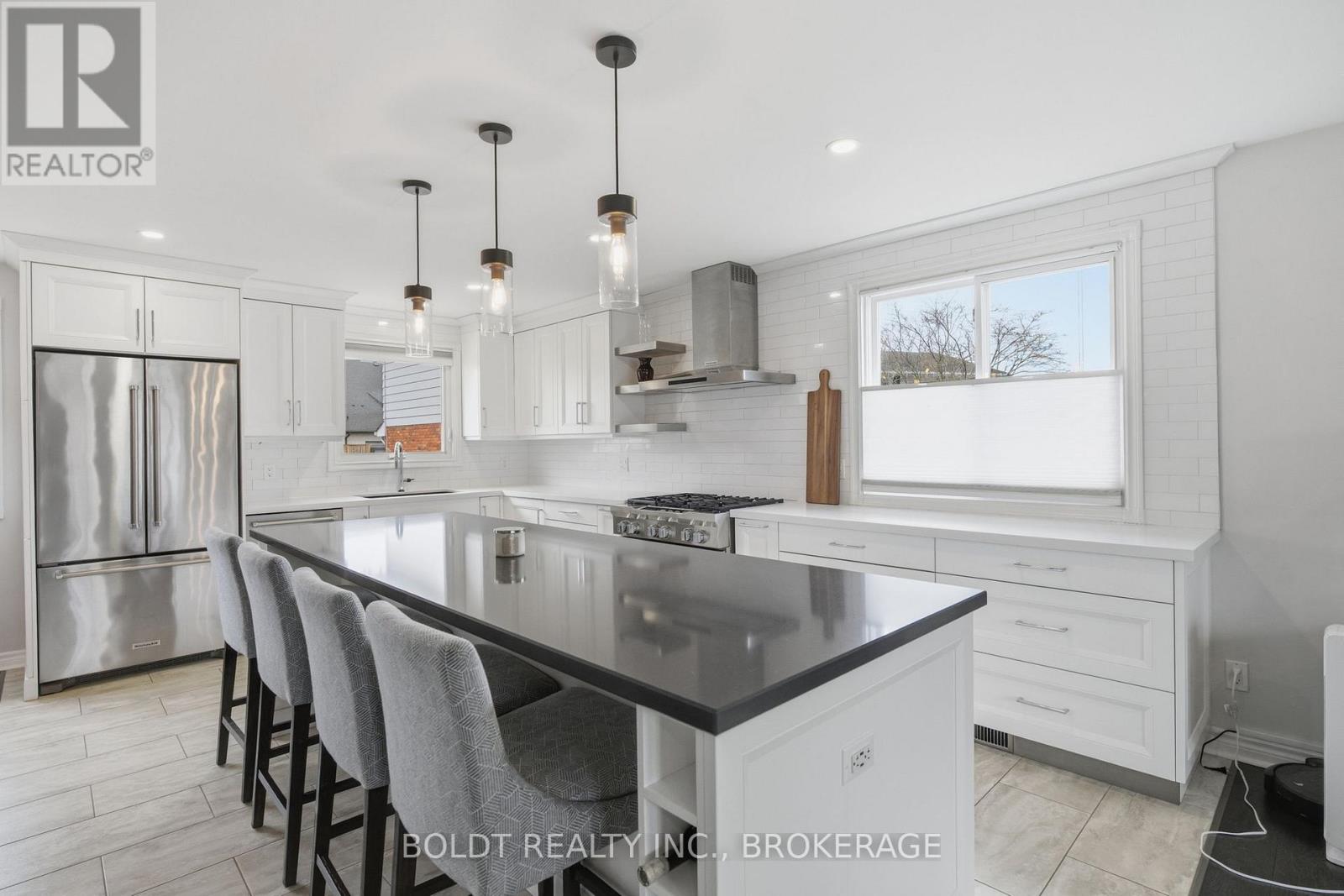 3 Wendover Place, St. Catharines, Ontario  L2N 6T9 - Photo 10 - X12864460