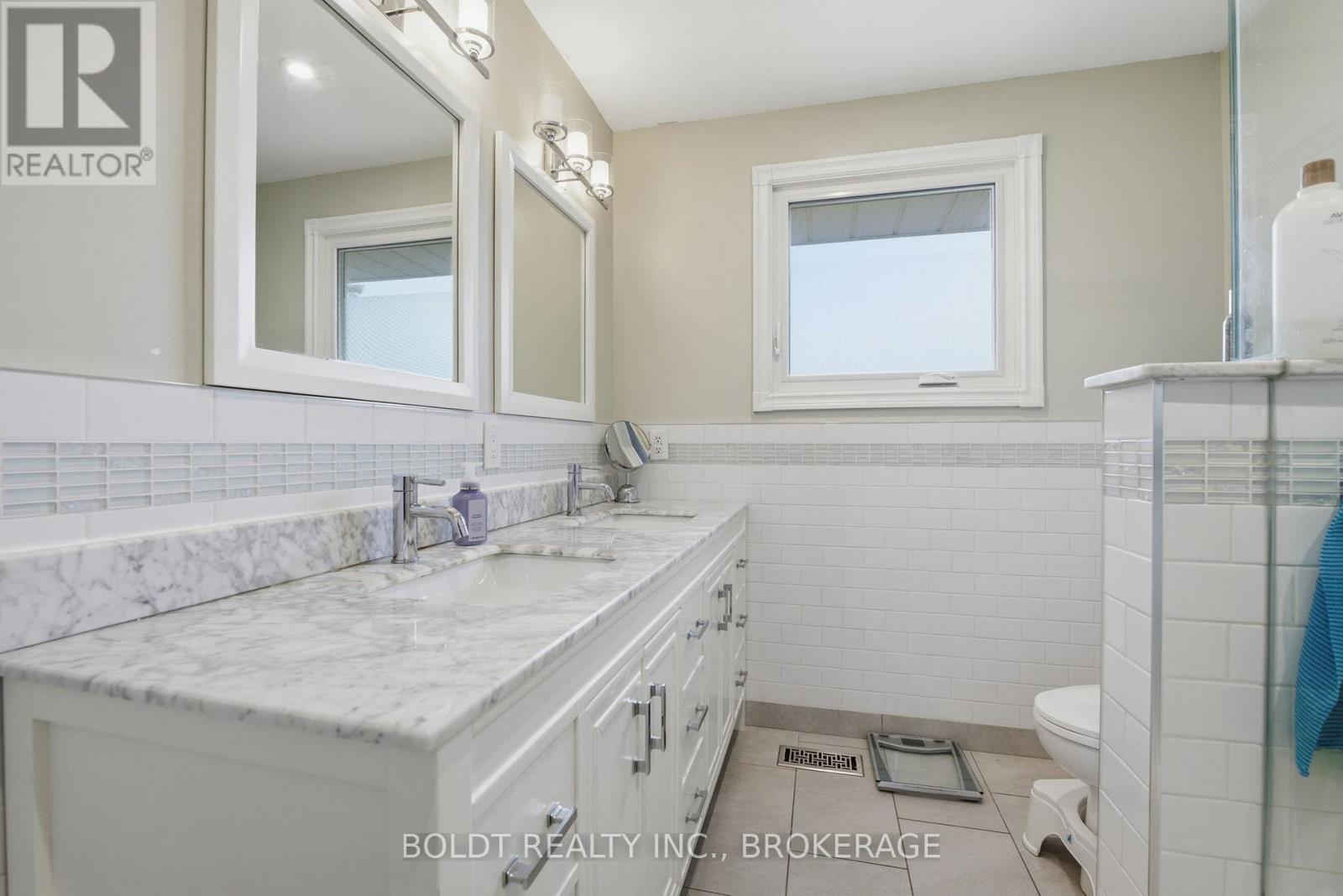 3 Wendover Place, St. Catharines, Ontario  L2N 6T9 - Photo 27 - X12864460