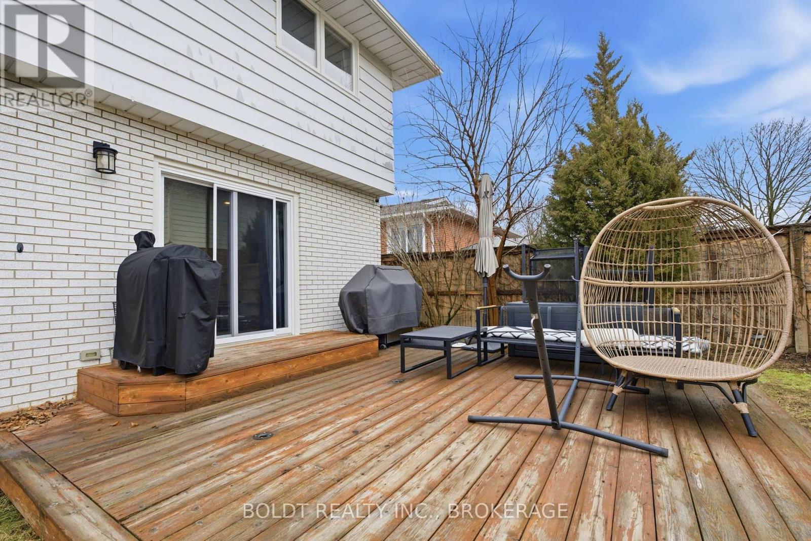 3 Wendover Place, St. Catharines, Ontario  L2N 6T9 - Photo 32 - X12864460