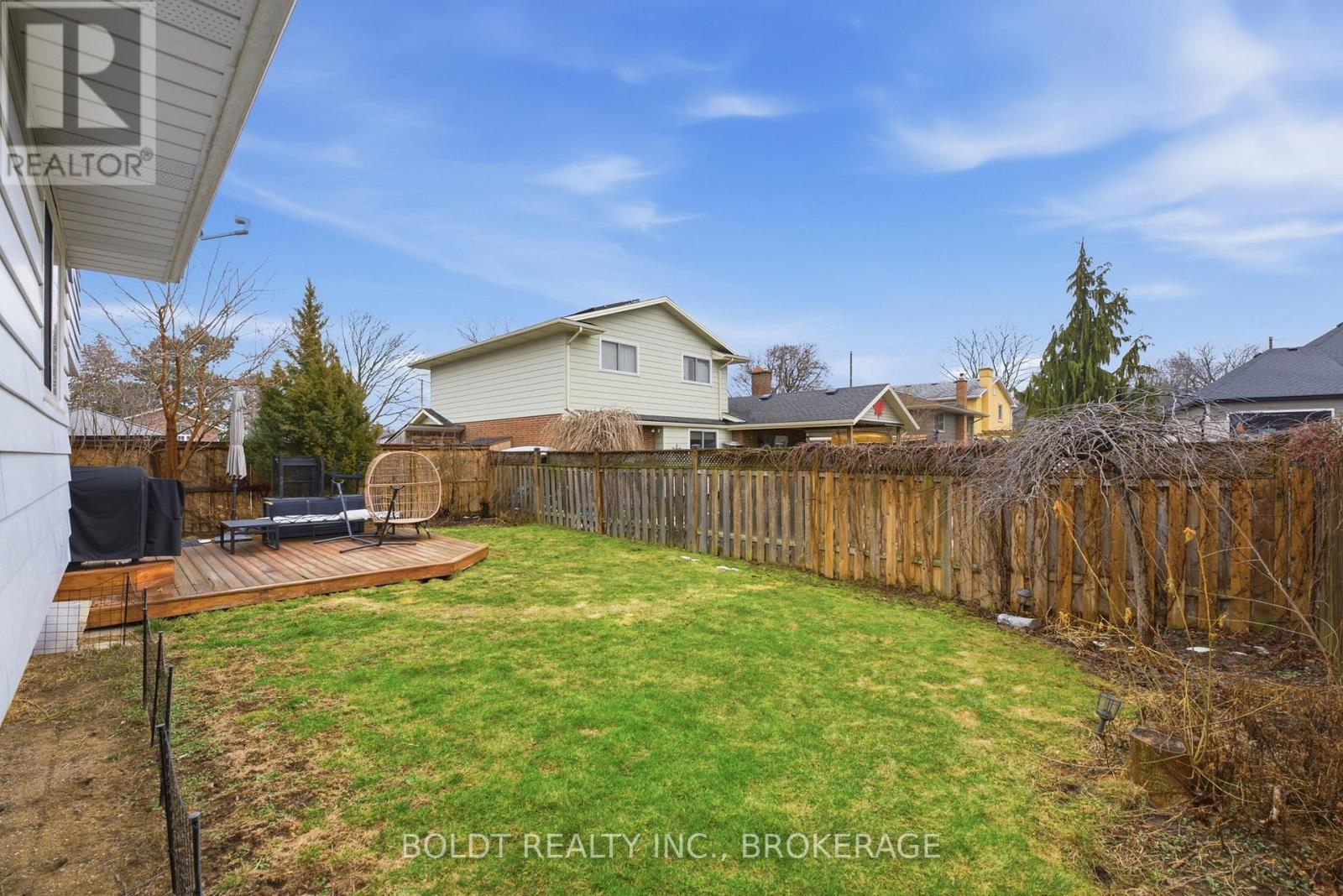 3 Wendover Place, St. Catharines, Ontario  L2N 6T9 - Photo 34 - X12864460