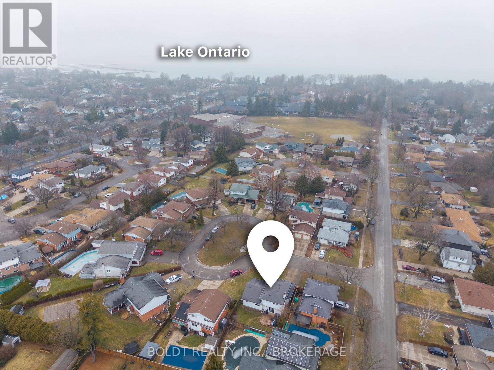 3 Wendover Place, St. Catharines, Ontario  L2N 6T9 - Photo 38 - X12864460