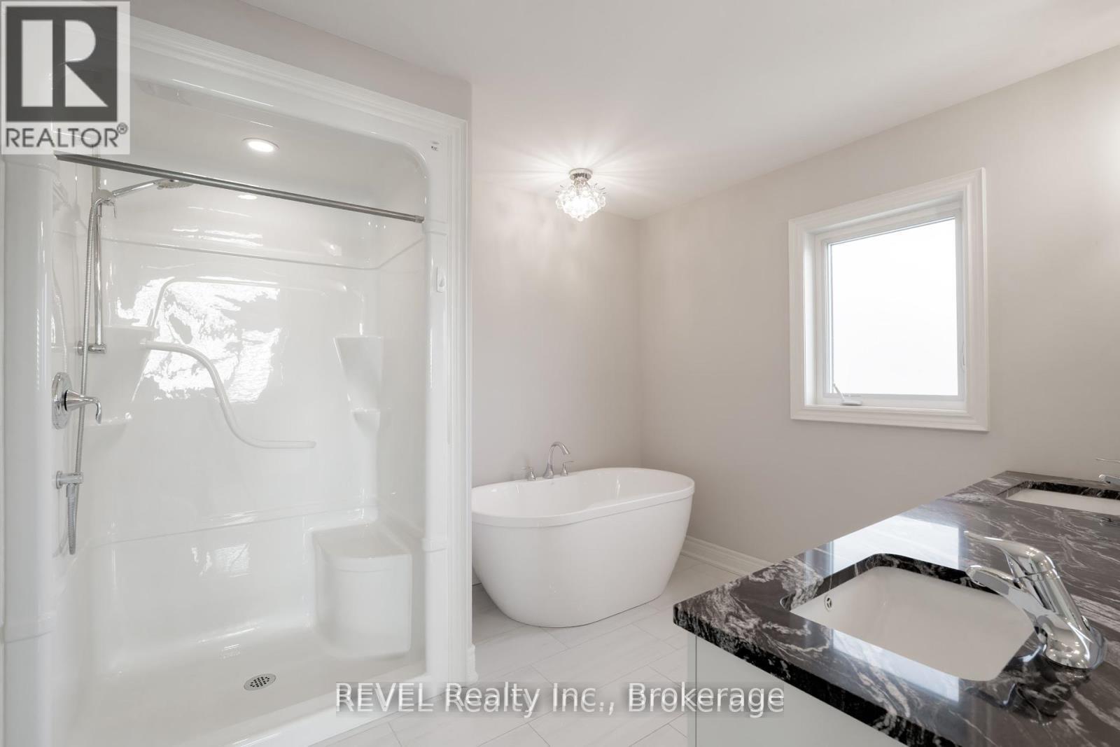 Upper Level Only - 202 Viger Drive, Welland, Ontario  L3B 5E9 - Photo 15 - X12864466
