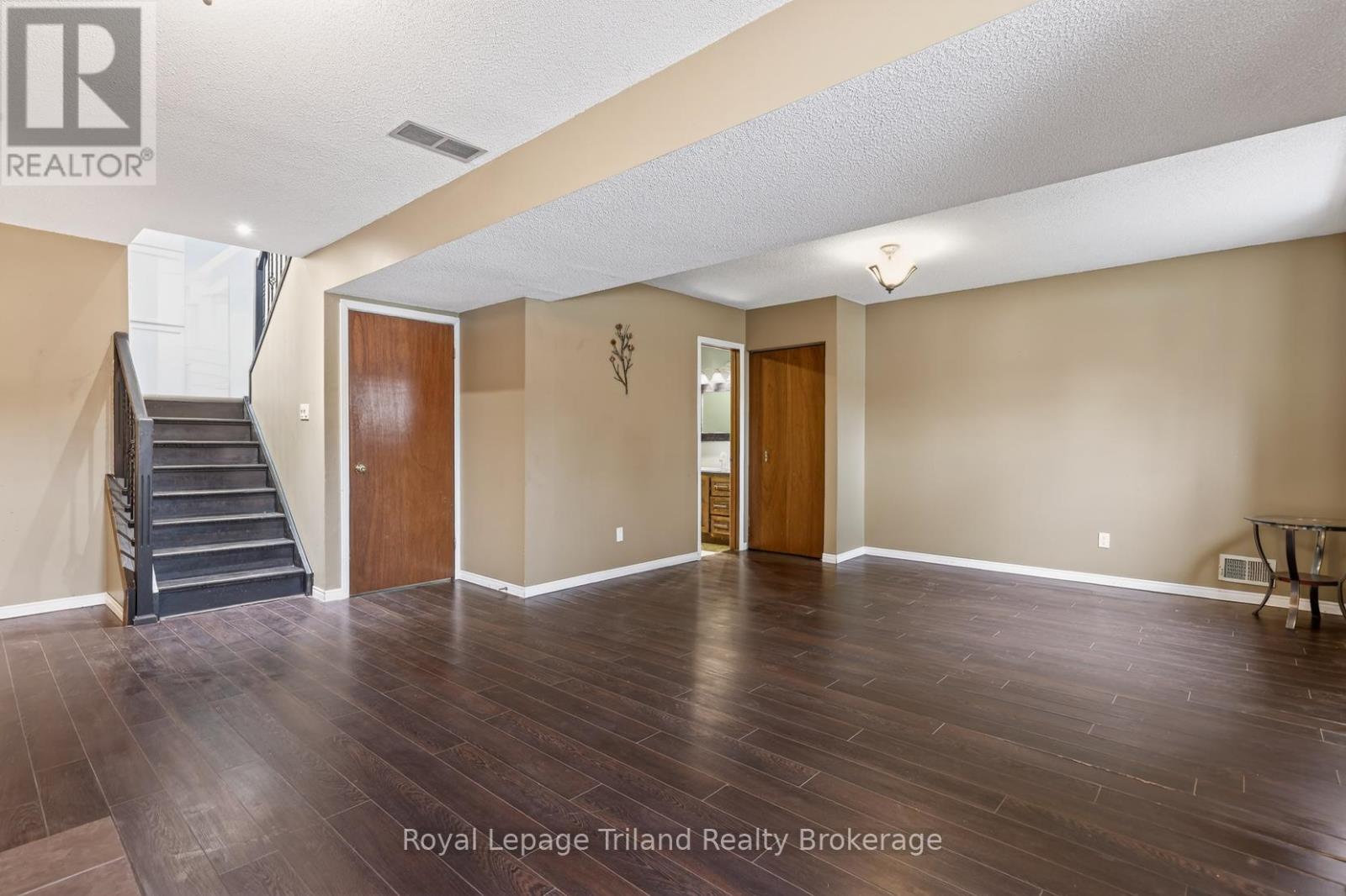 634 Classic Drive, London East, Ontario  N5W 5X6 - Photo 28 - X12864496