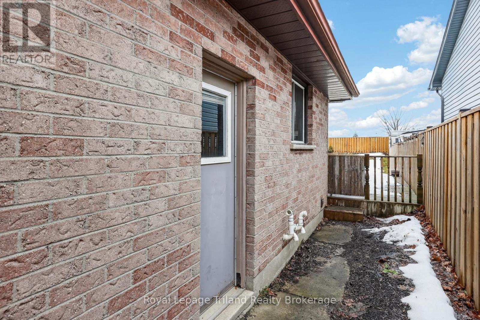 634 Classic Drive, London East, Ontario  N5W 5X6 - Photo 40 - X12864496