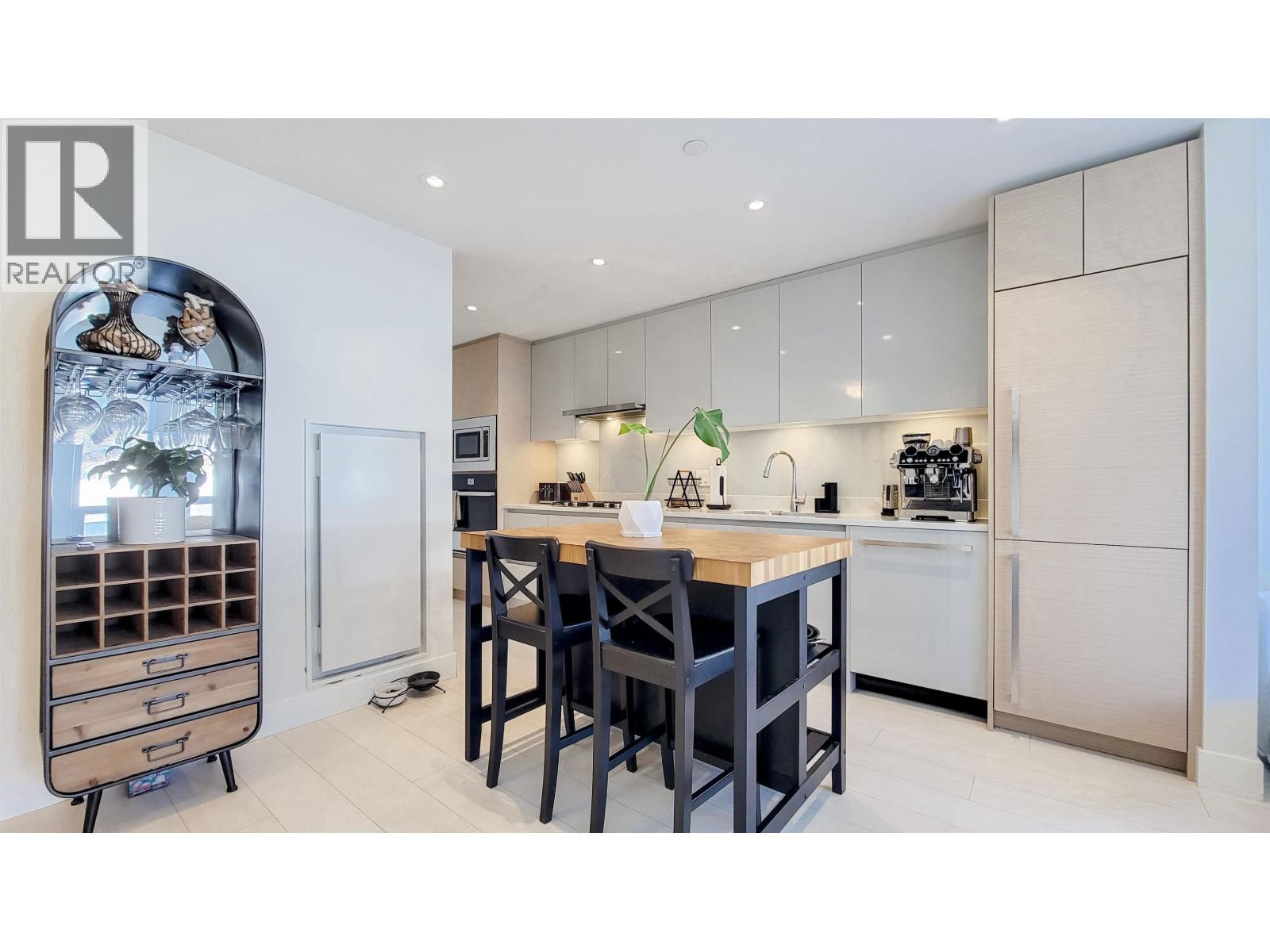 304 3538 Sawmill Crescent, Vancouver, British Columbia  V5S 0J8 - Photo 12 - R3097860