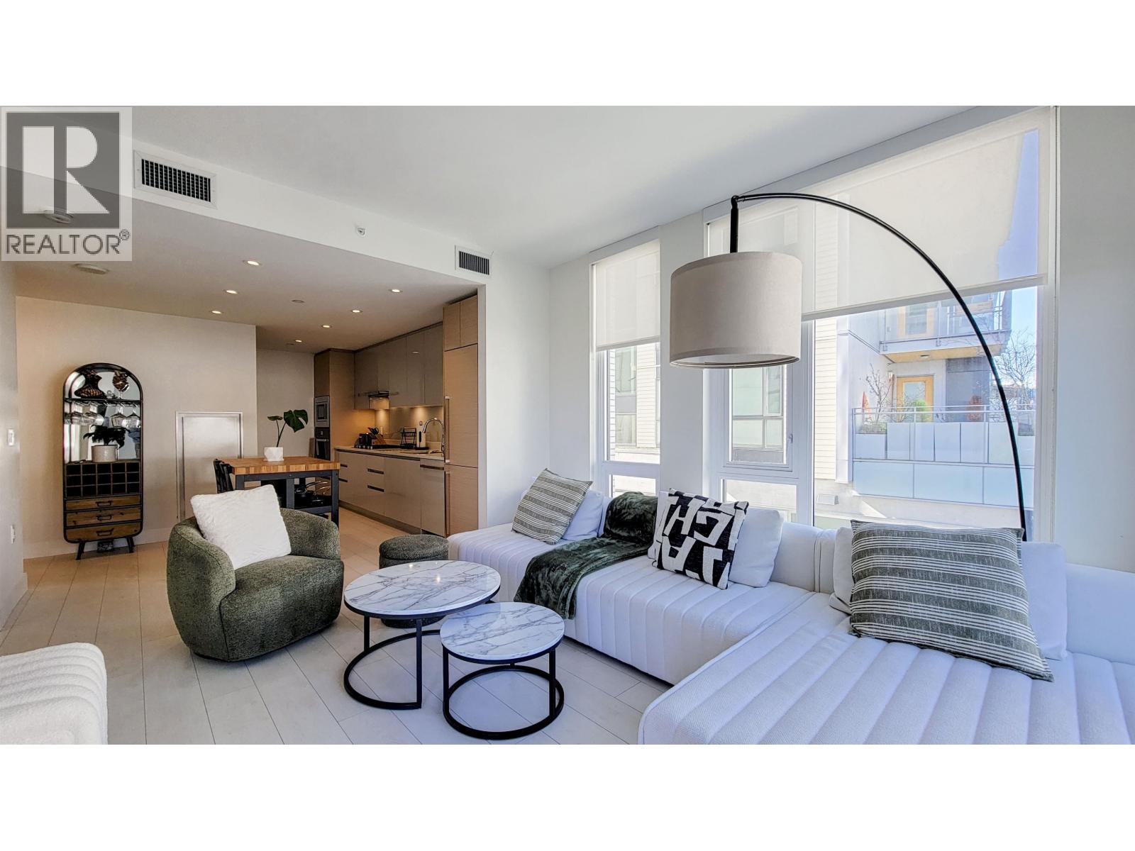 304 3538 Sawmill Crescent, Vancouver, British Columbia  V5S 0J8 - Photo 4 - R3097860