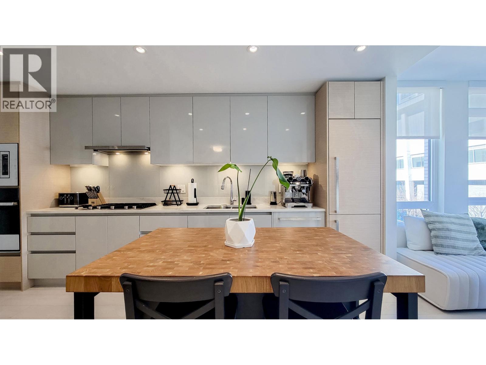 304 3538 Sawmill Crescent, Vancouver, British Columbia  V5S 0J8 - Photo 8 - R3097860