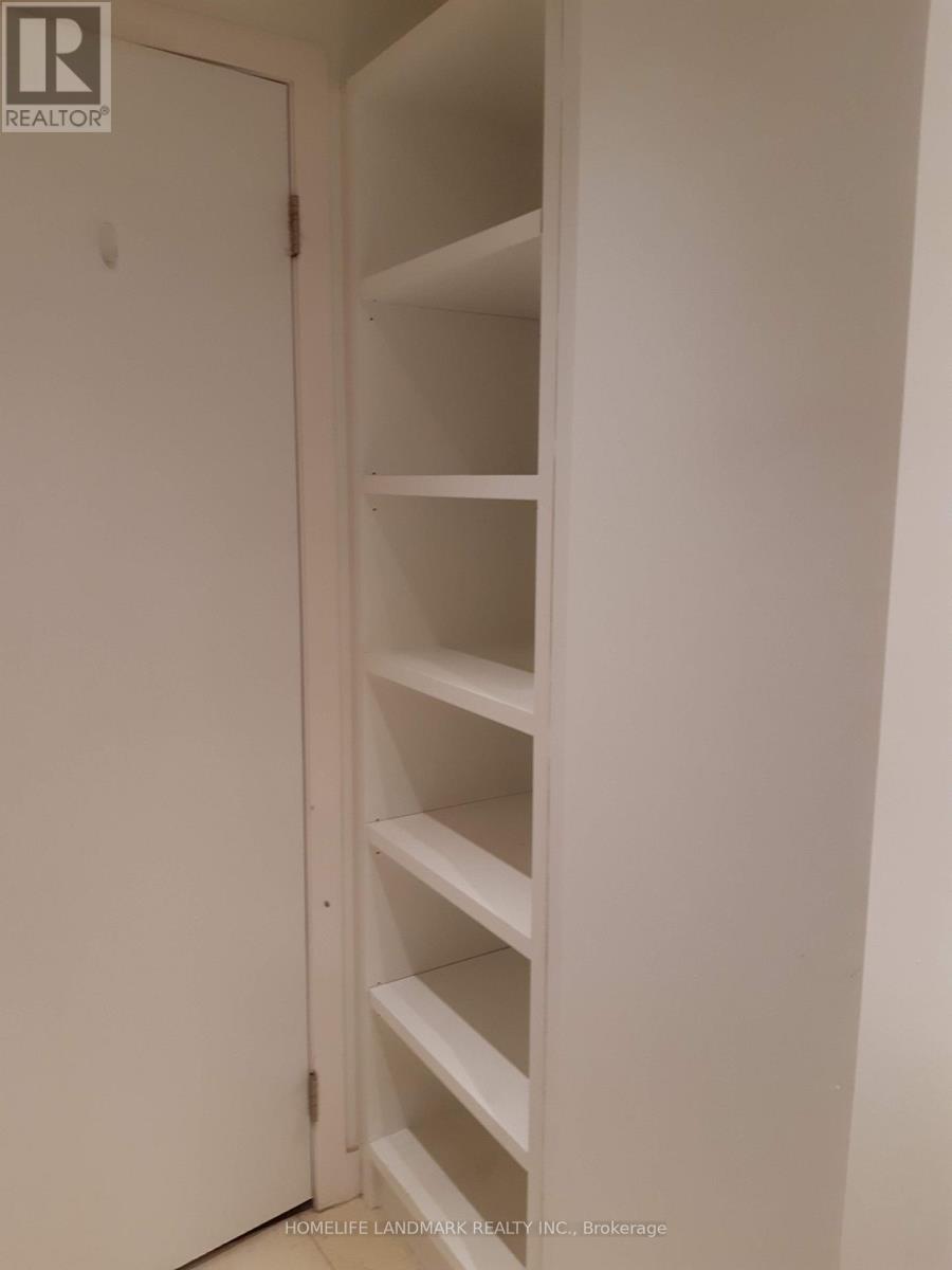 2204 - 8 York Street, Toronto, Ontario  M5J 2Y2 - Photo 12 - C12864470