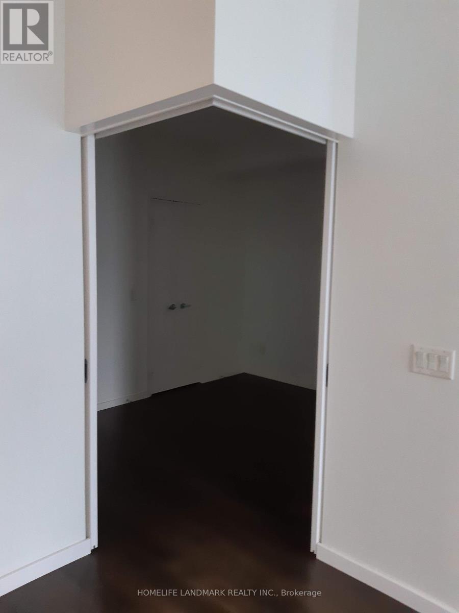 2204 - 8 York Street, Toronto, Ontario  M5J 2Y2 - Photo 5 - C12864470