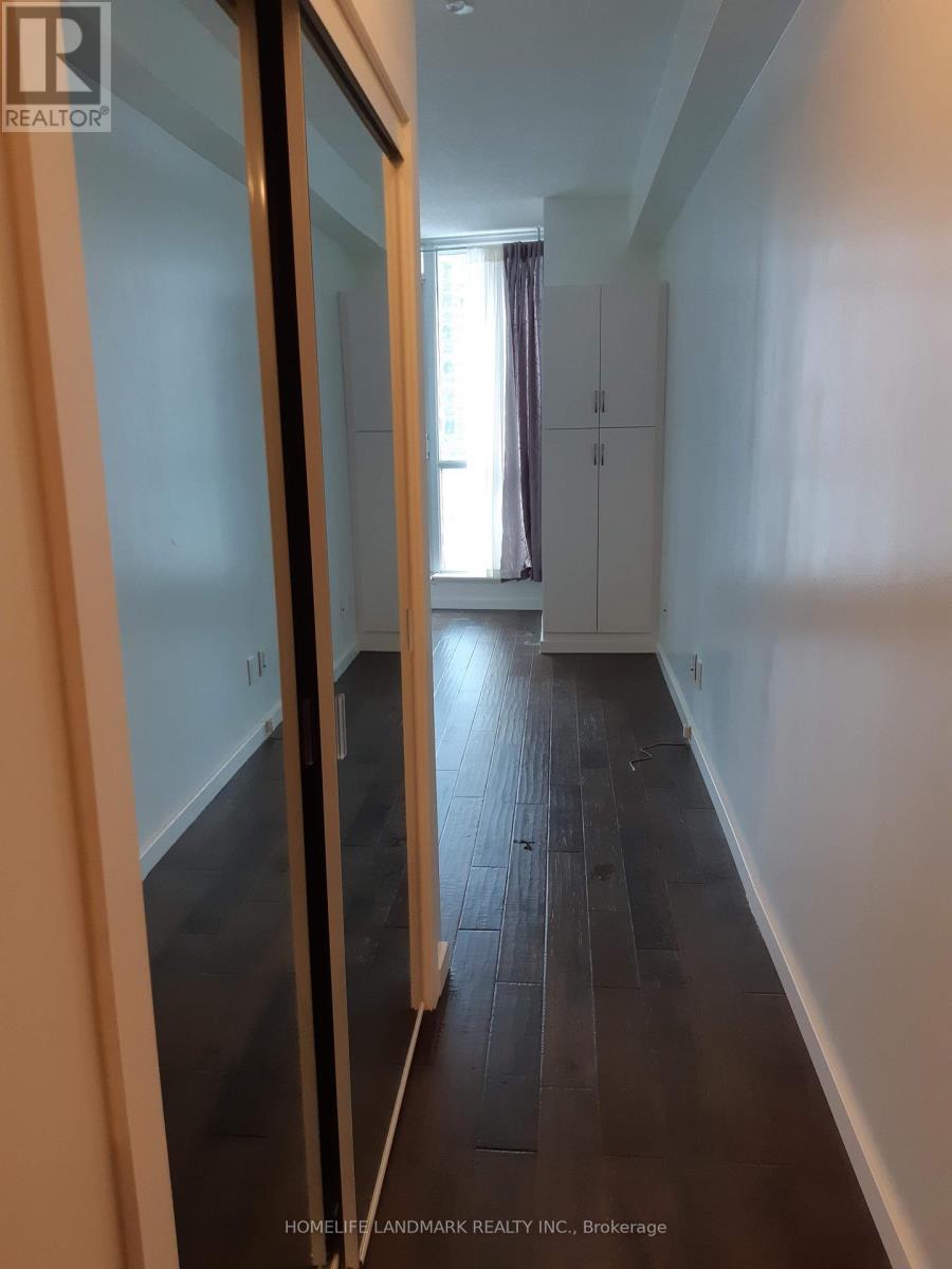 2204 - 8 York Street, Toronto, Ontario  M5J 2Y2 - Photo 8 - C12864470