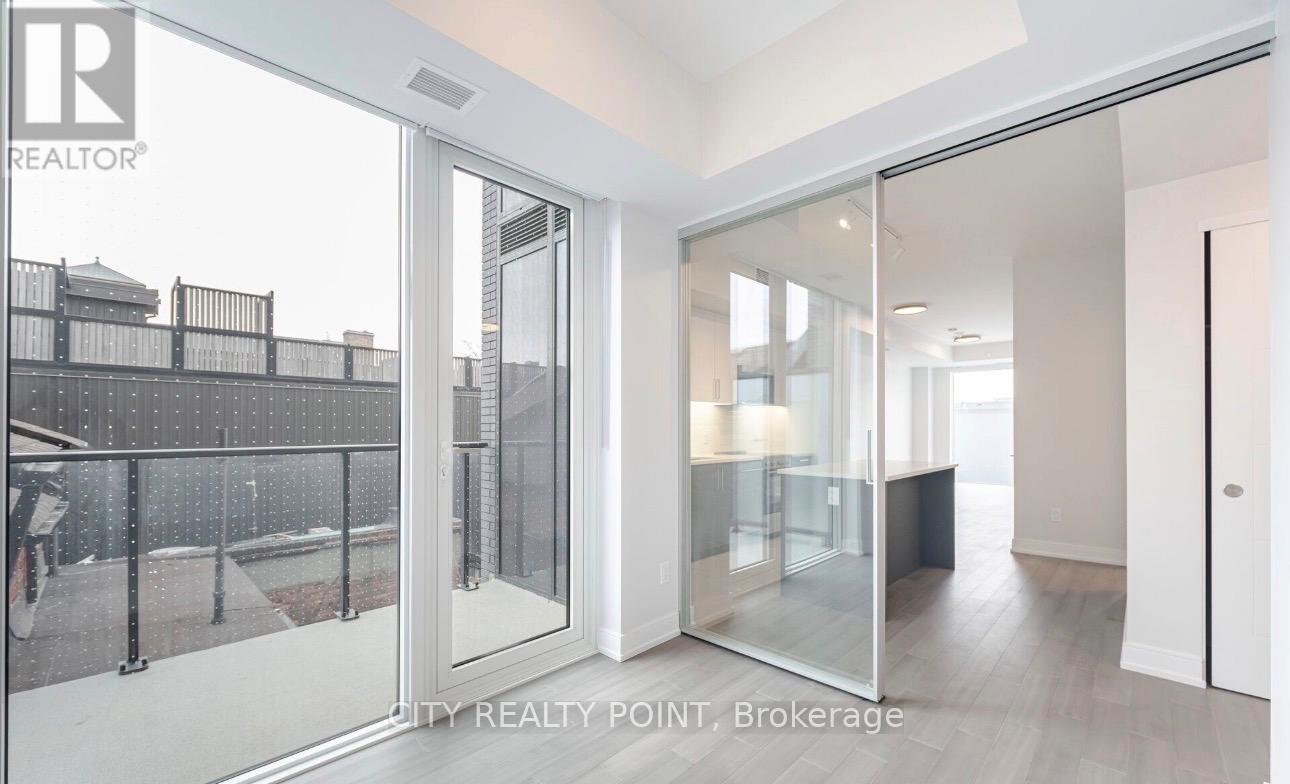 214 - 664 Spadina Avenue, Toronto, Ontario  M5S 2H7 - Photo 4 - C12864482