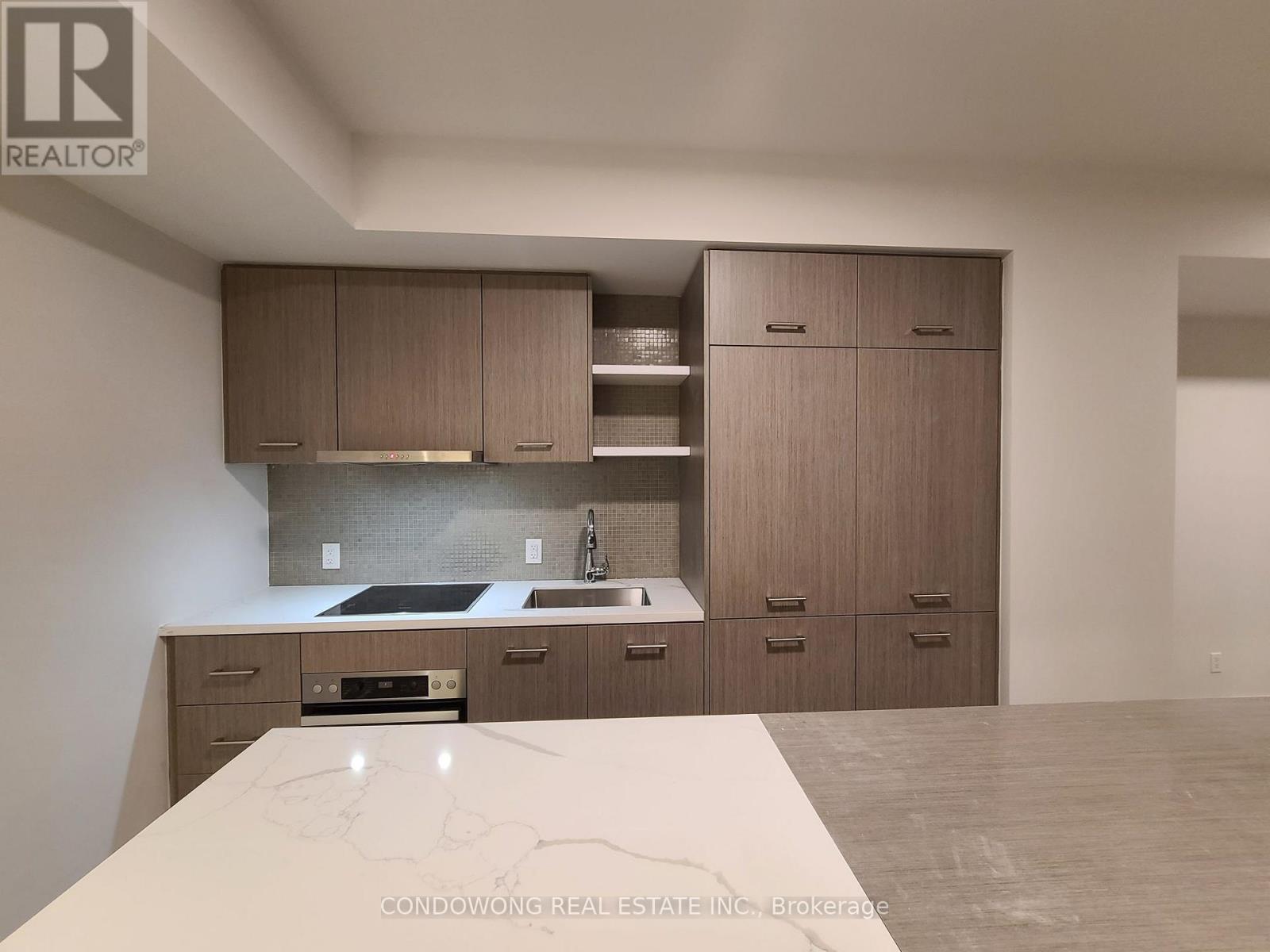 7109 - 88 Harbour Street, Toronto, Ontario  M5J 0C3 - Photo 2 - C12864488