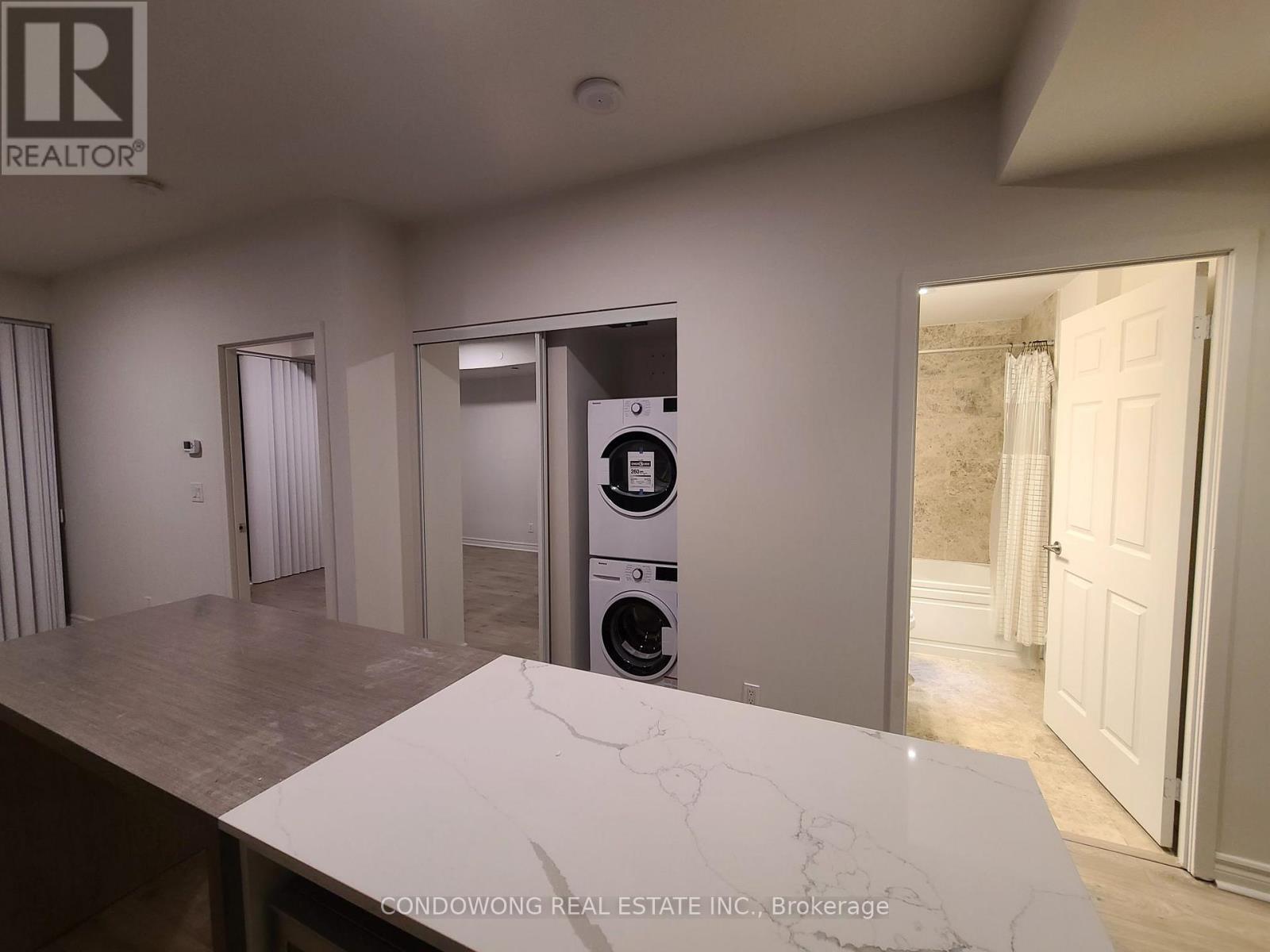 7109 - 88 Harbour Street, Toronto, Ontario  M5J 0C3 - Photo 5 - C12864488