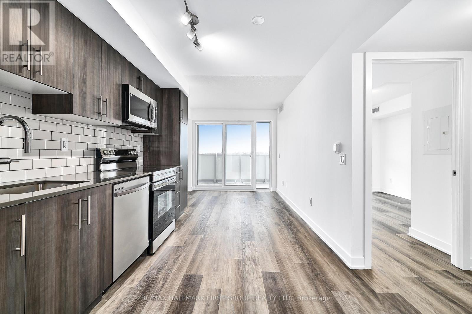 604 - 1010 Sandy Beach Road, Pickering, Ontario  L1W 0C7 - Photo 4 - E12864480