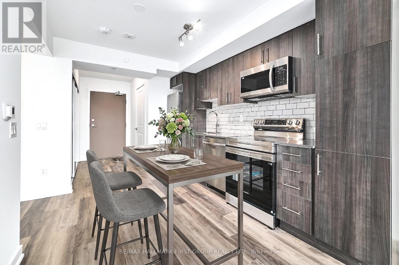 604 - 1010 Sandy Beach Road, Pickering, Ontario  L1W 0C7 - Photo 6 - E12864480