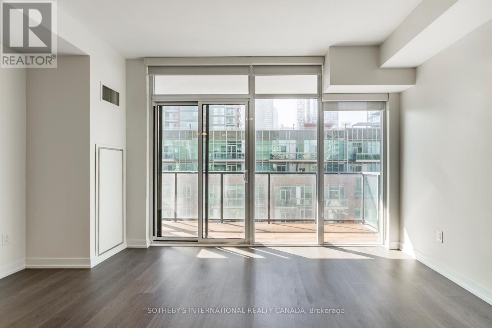 713 - 105 GEORGE STREET, Toronto, Ontario