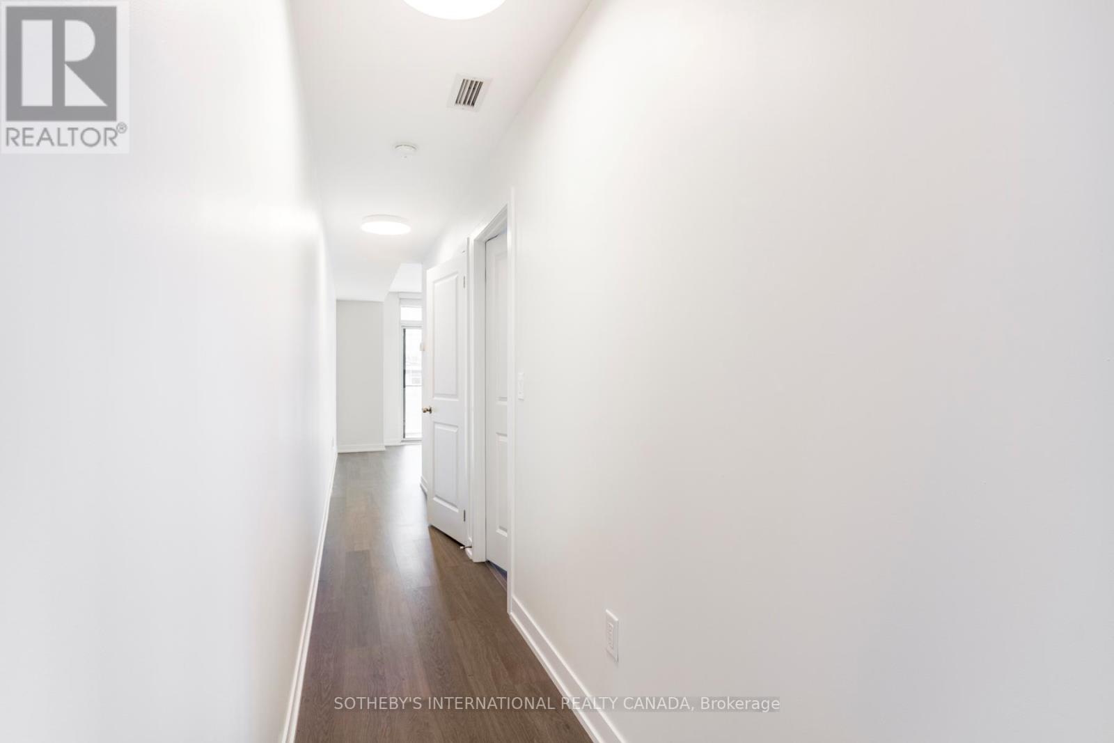 713 - 105 George Street, Toronto, Ontario  M5A 0L4 - Photo 11 - C12855370