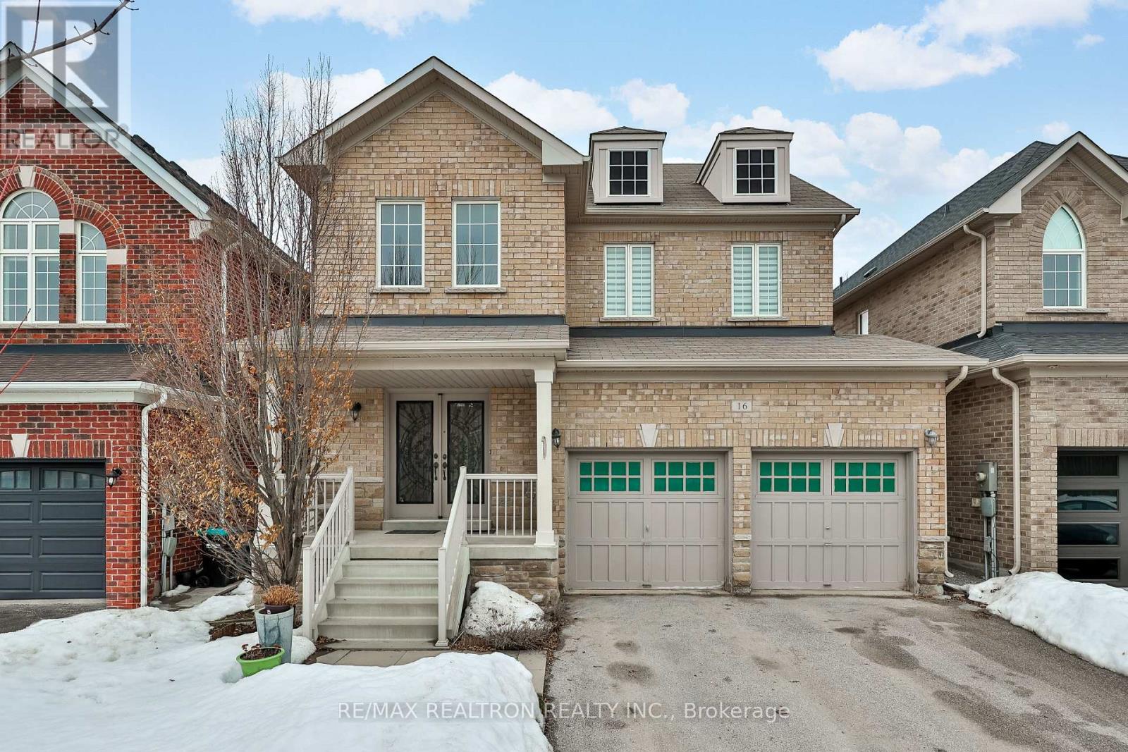 16 Mckenzie Way, Bradford West Gwillimbury, Ontario  L3Z 0K1 - Photo 41 - N12858944