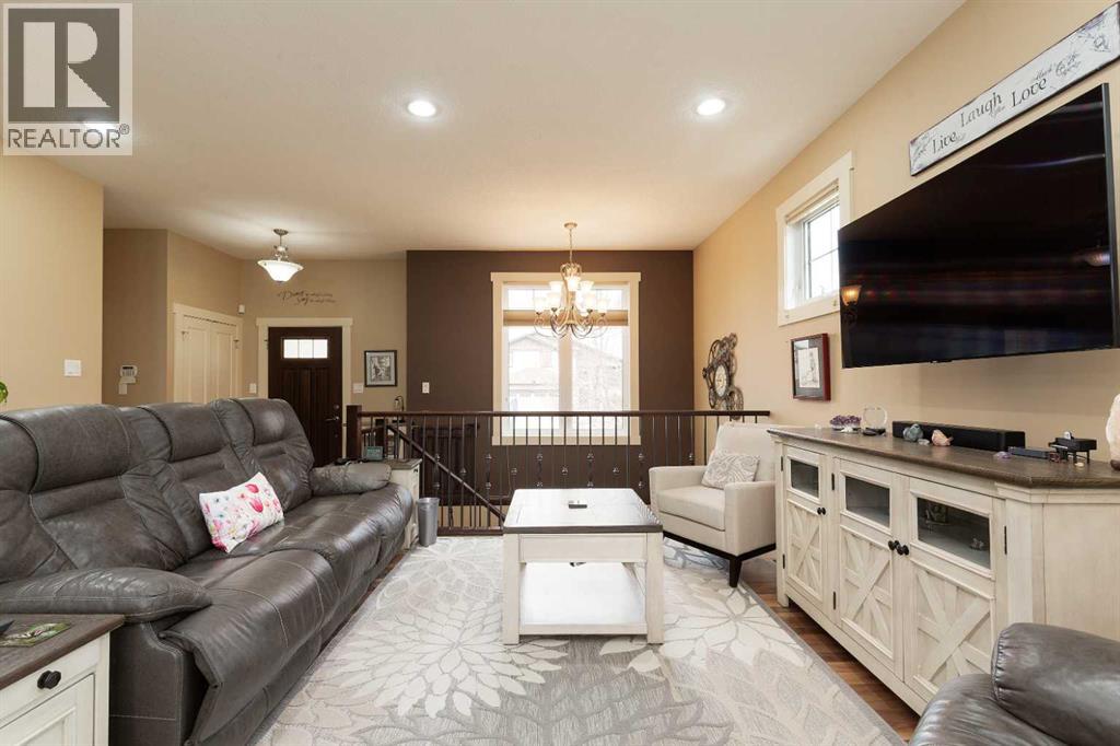 12 Cougar Cove N, Lethbridge, Alberta  T1H 6H2 - Photo 6 - A2290415