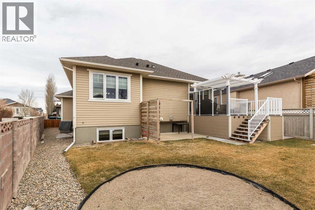12 Cougar Cove N, Lethbridge, Alberta  T1H 6H2 - Photo 31 - A2290415