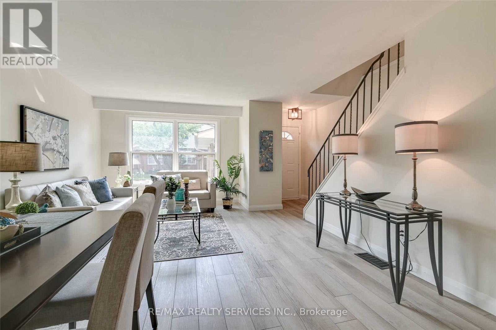 56 - 1250 Jalna Boulevard, London South, Ontario  N6E 2W4 - Photo 8 - X12864494