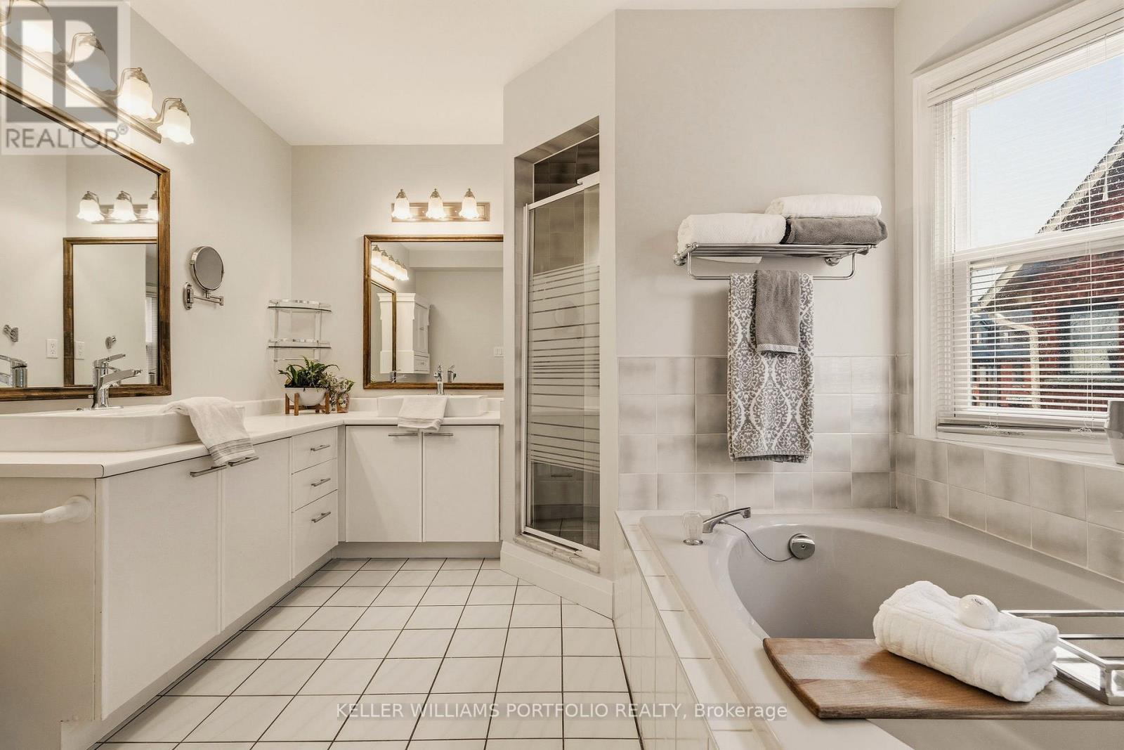 50 Edgewater Drive, Hamilton, Ontario  L8E 4Z3 - Photo 19 - X12864506