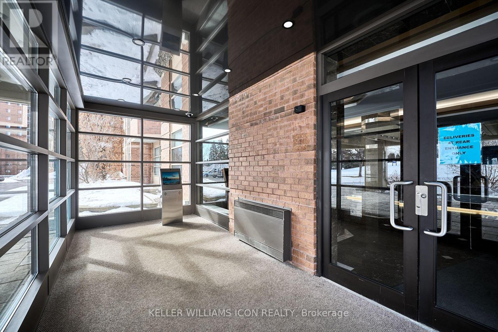 1011 - 2760 Carousel Crescent, Ottawa, Ontario  K1T 2N4 - Photo 7 - X12820768