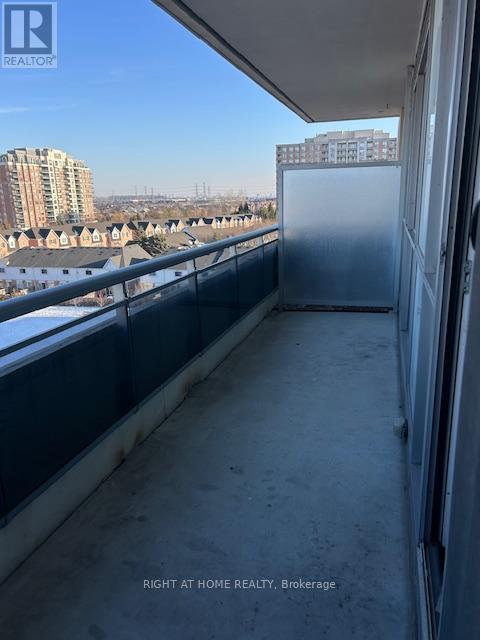 607 - 9205 Yonge Street, Richmond Hill, Ontario  L4C 6Z2 - Photo 10 - N12841494
