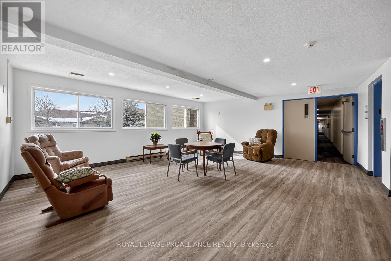 205 - 820 Laurier Boulevard, Brockville, Ontario  K6V 6Z2 - Photo 7 - X12864524