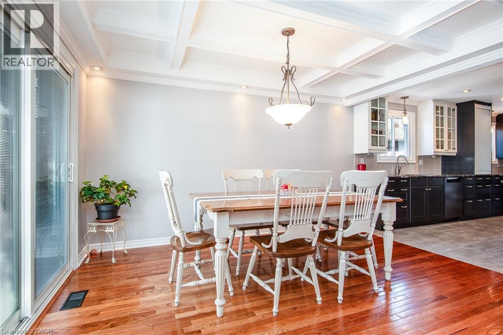 1146 Campbell Court, Burlington, Ontario  L7S 1Z7 - Photo 10 - 40808804