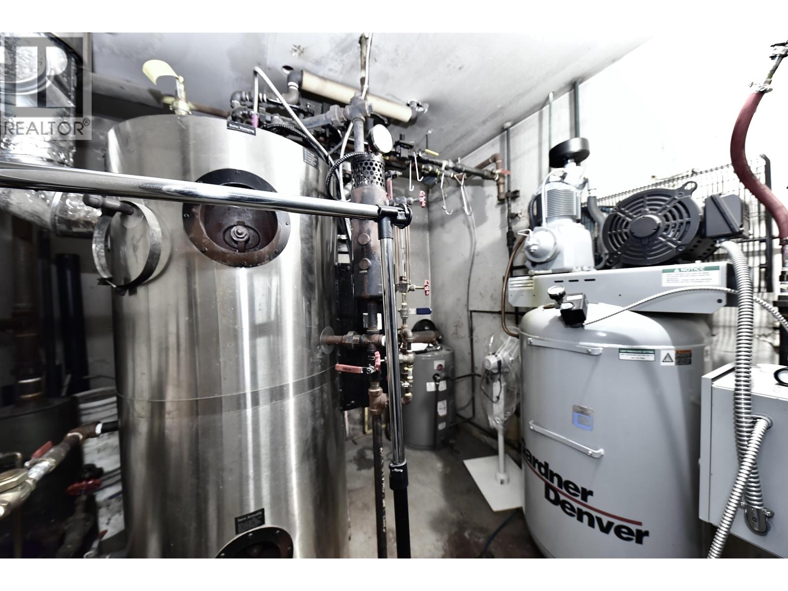 214 W Esplanade Avenue, North Vancouver, British Columbia  V7M 1A4 - Photo 13 - C8076852