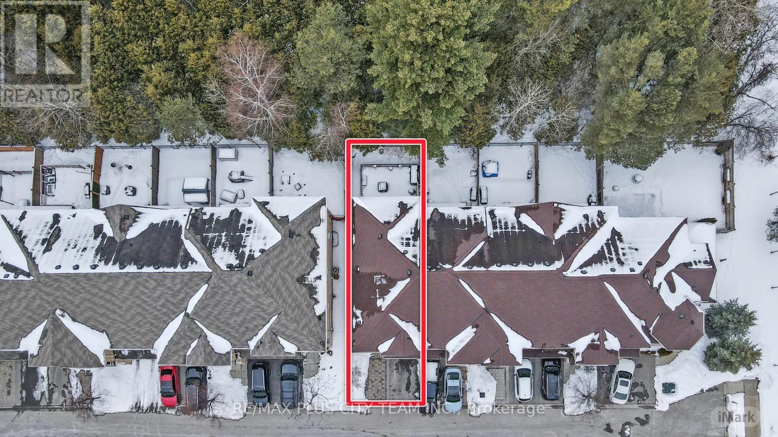 16 Edison Way, Whitby, Ontario  L1R 0M3 - Photo 4 - E12850824