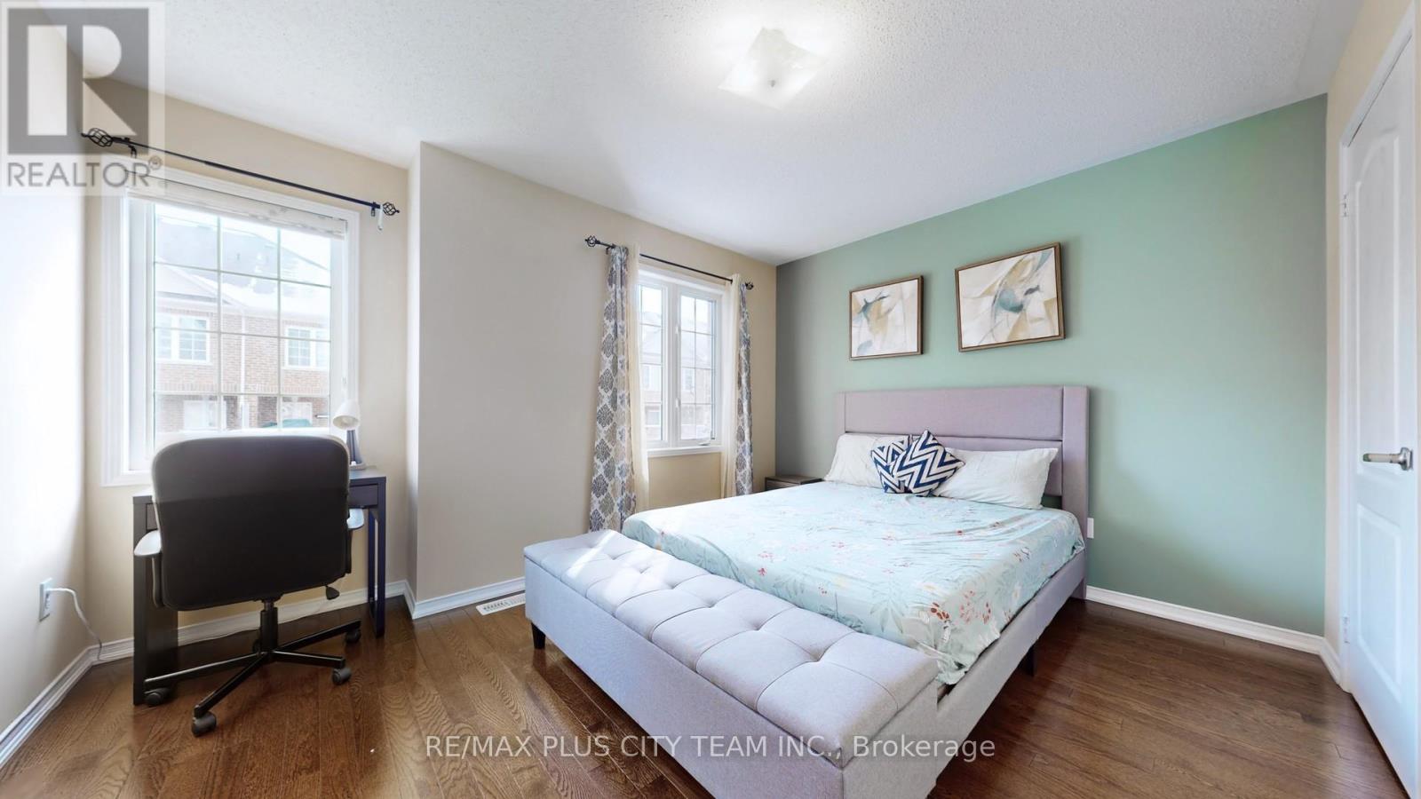 16 Edison Way, Whitby, Ontario  L1R 0M3 - Photo 29 - E12850824