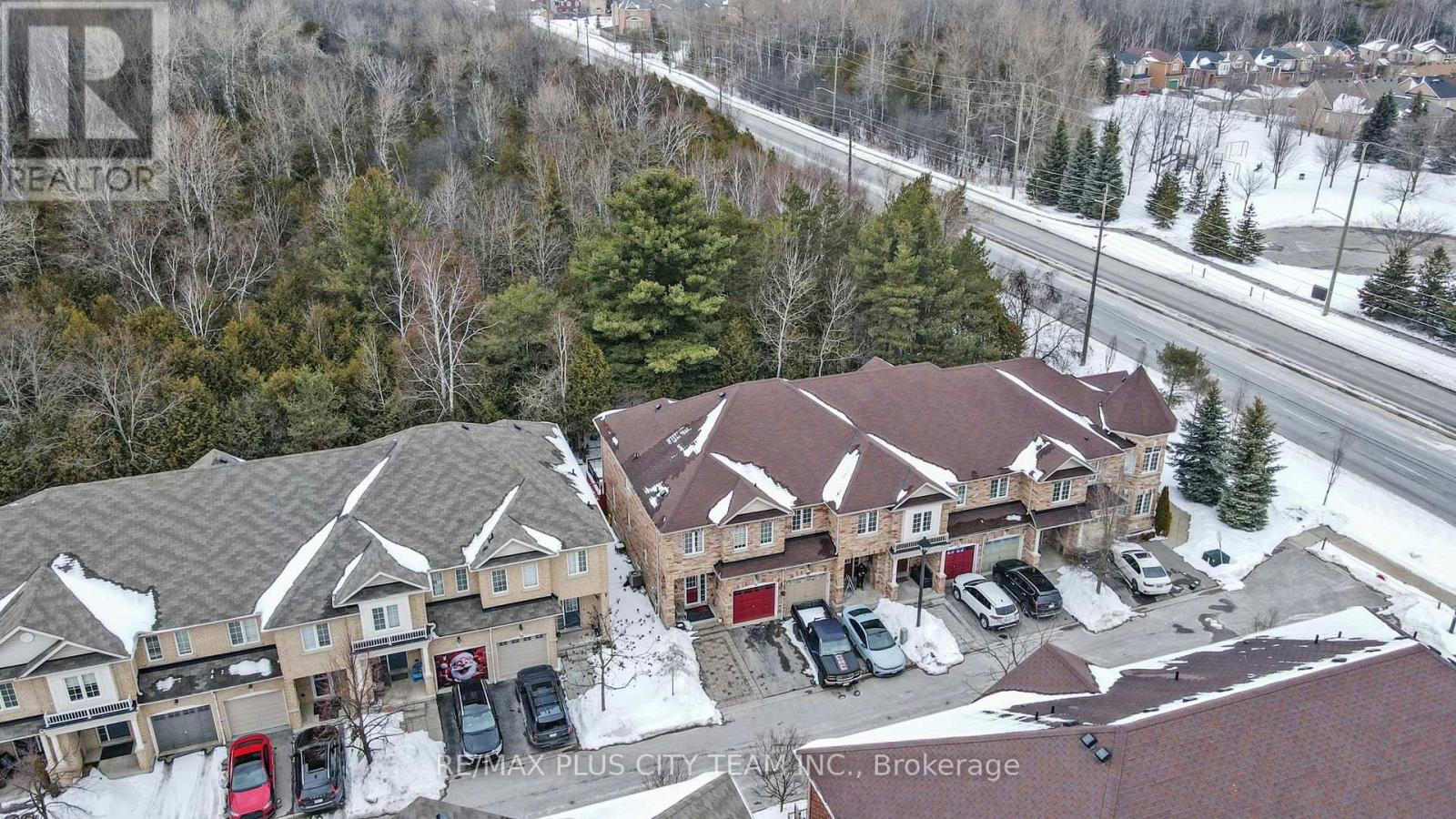 16 Edison Way, Whitby, Ontario  L1R 0M3 - Photo 6 - E12850824