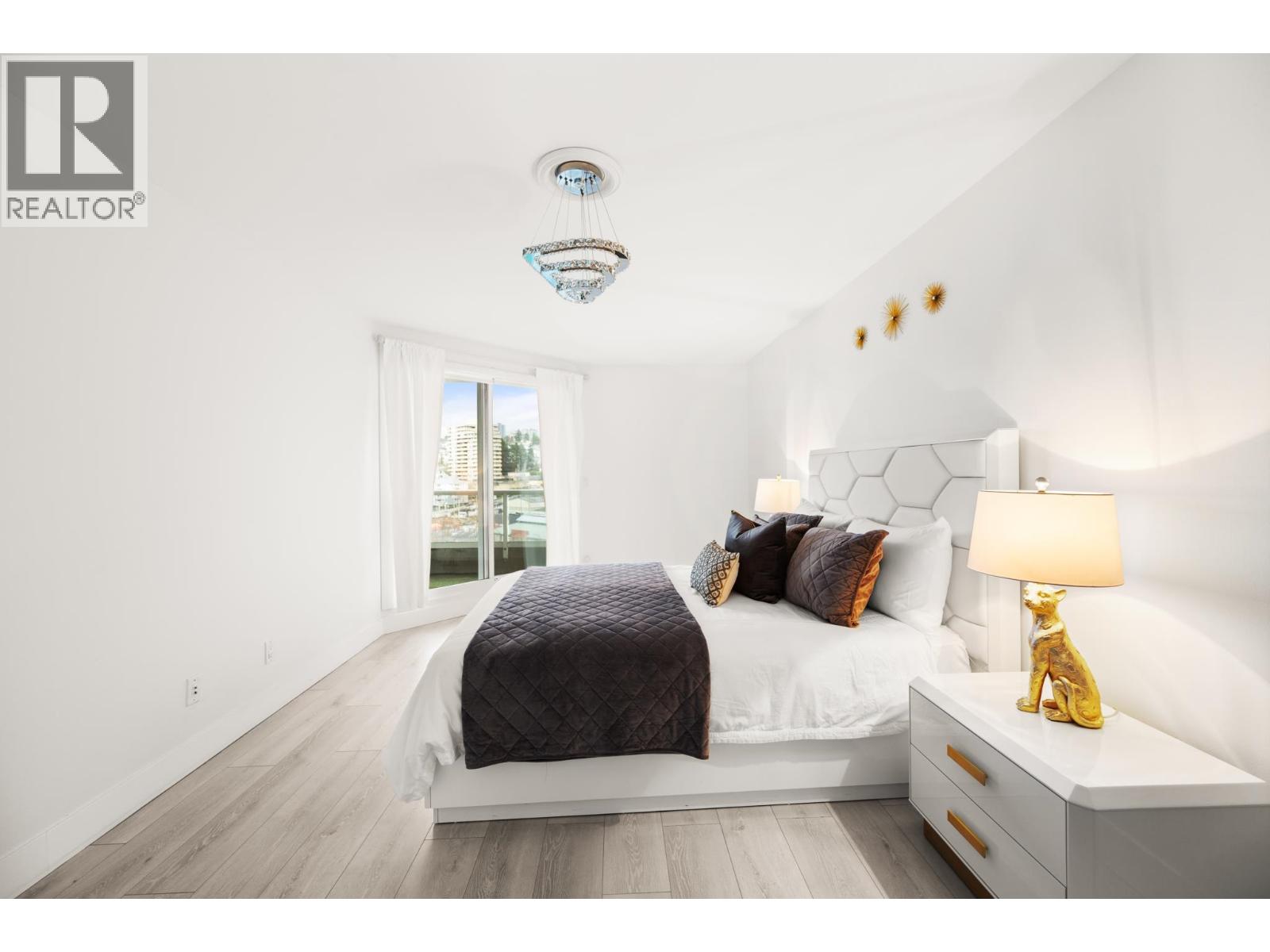 905 1185 Quayside Drive, New Westminster, British Columbia  V3M 6T8 - Photo 4 - R3088454