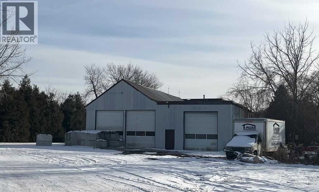 2010 Seacliff Drive, Kingsville, Ontario  N9Y 2N5 - Photo 4 - 25031366