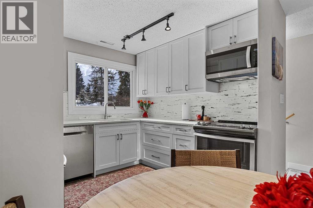 4, 630 3rd Street, Canmore, Alberta  T1W 2J5 - Photo 12 - A2287315